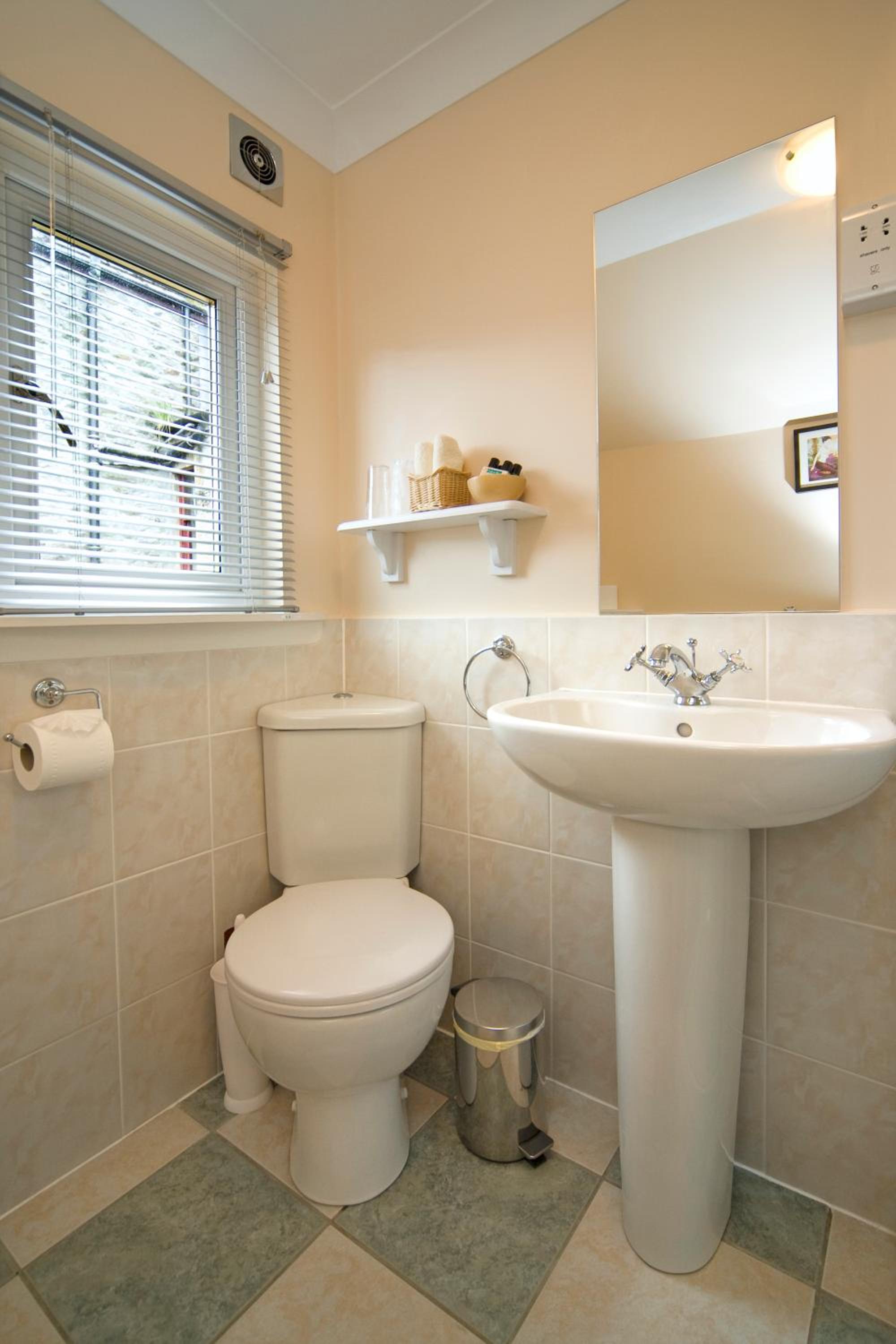 Superior Double Room - Photo 2