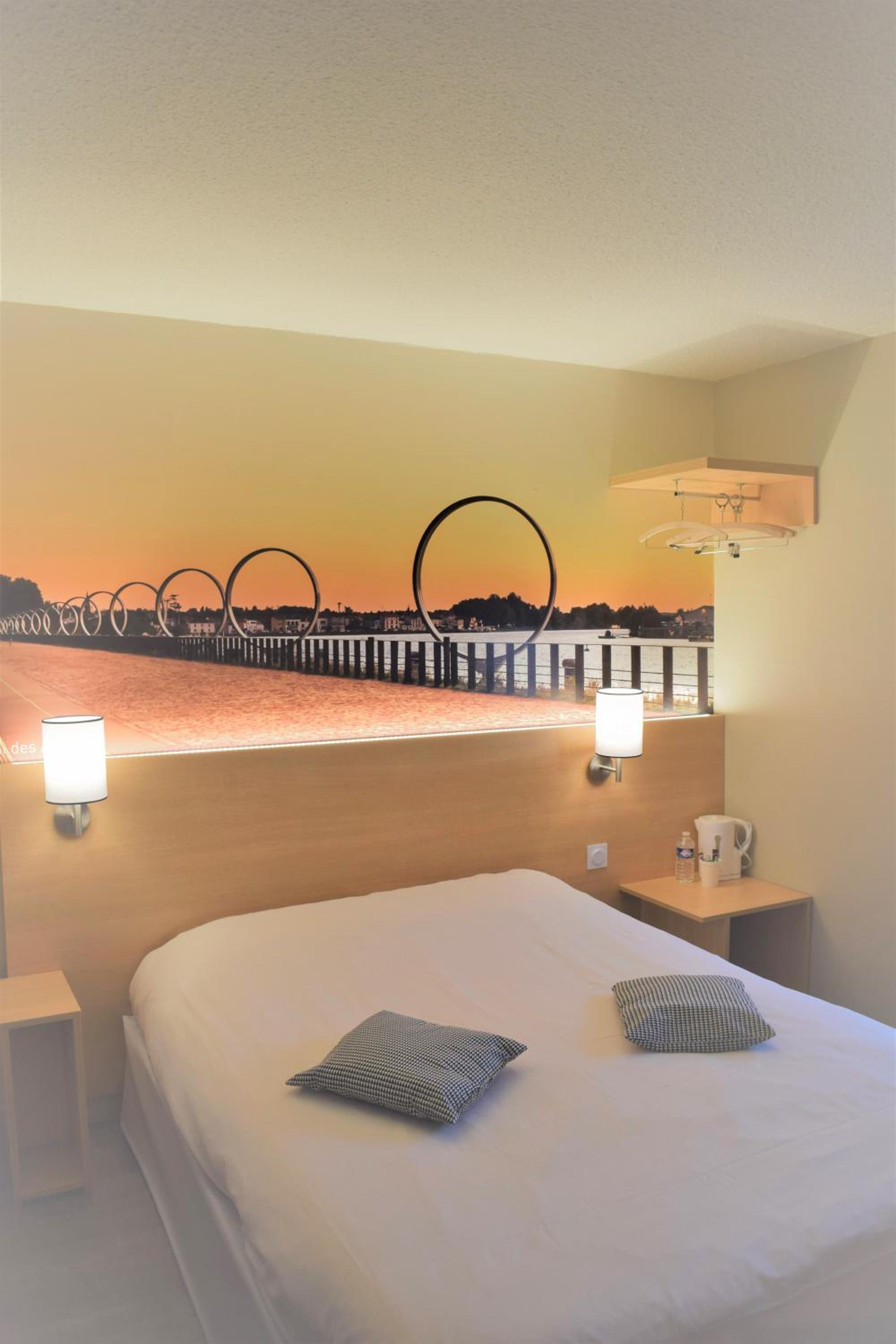 Double or Twin Room photo 3
