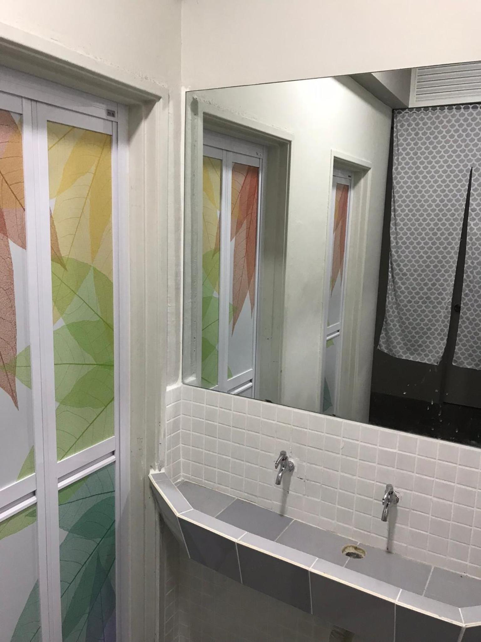 Single Room with Shared Bathroom photo 2