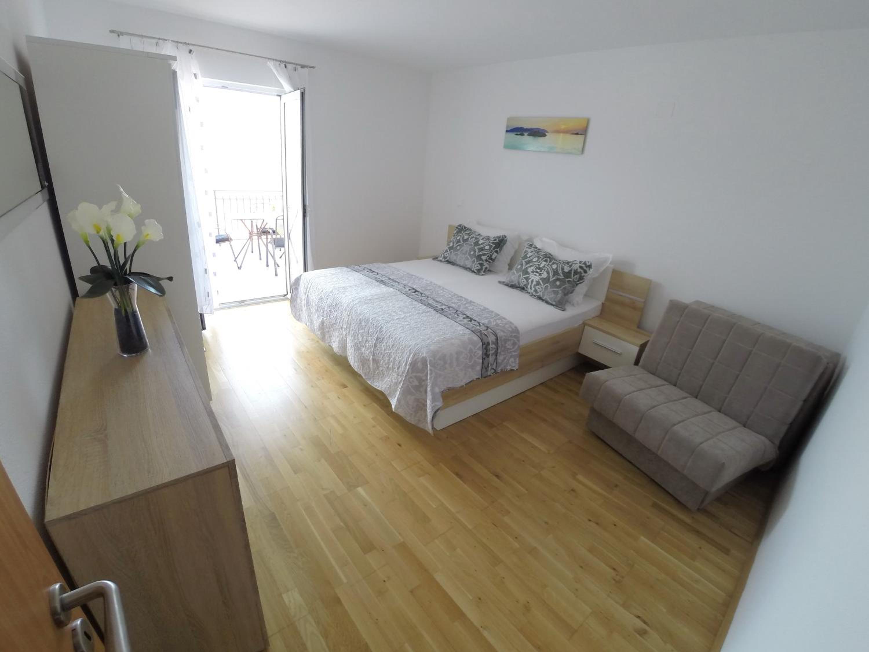 One-Bedroom Apartment with Sea View