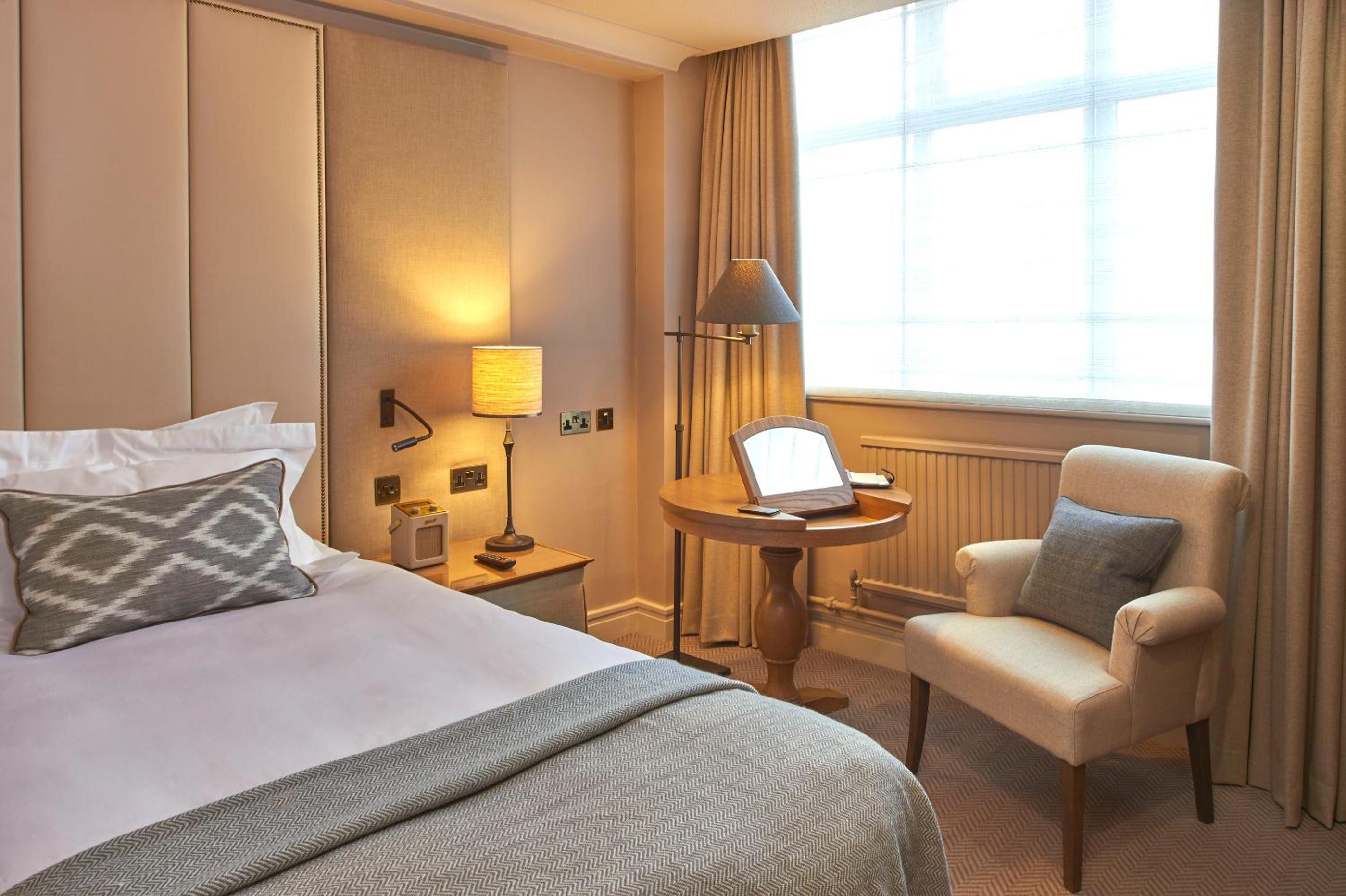 Sidings, Annex Room 5 Min walk from Reception - Photo 3