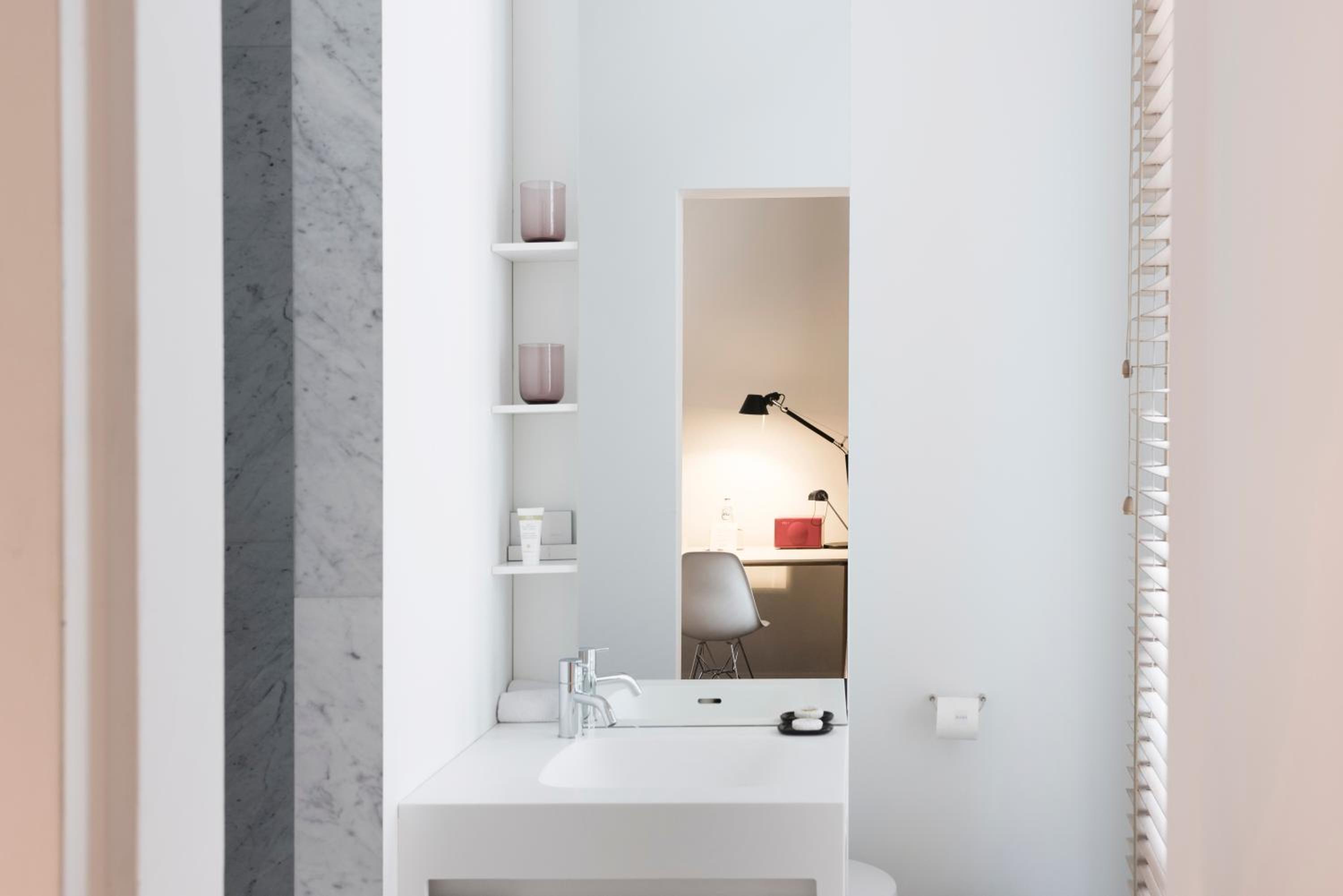 Double Room - Photo 4