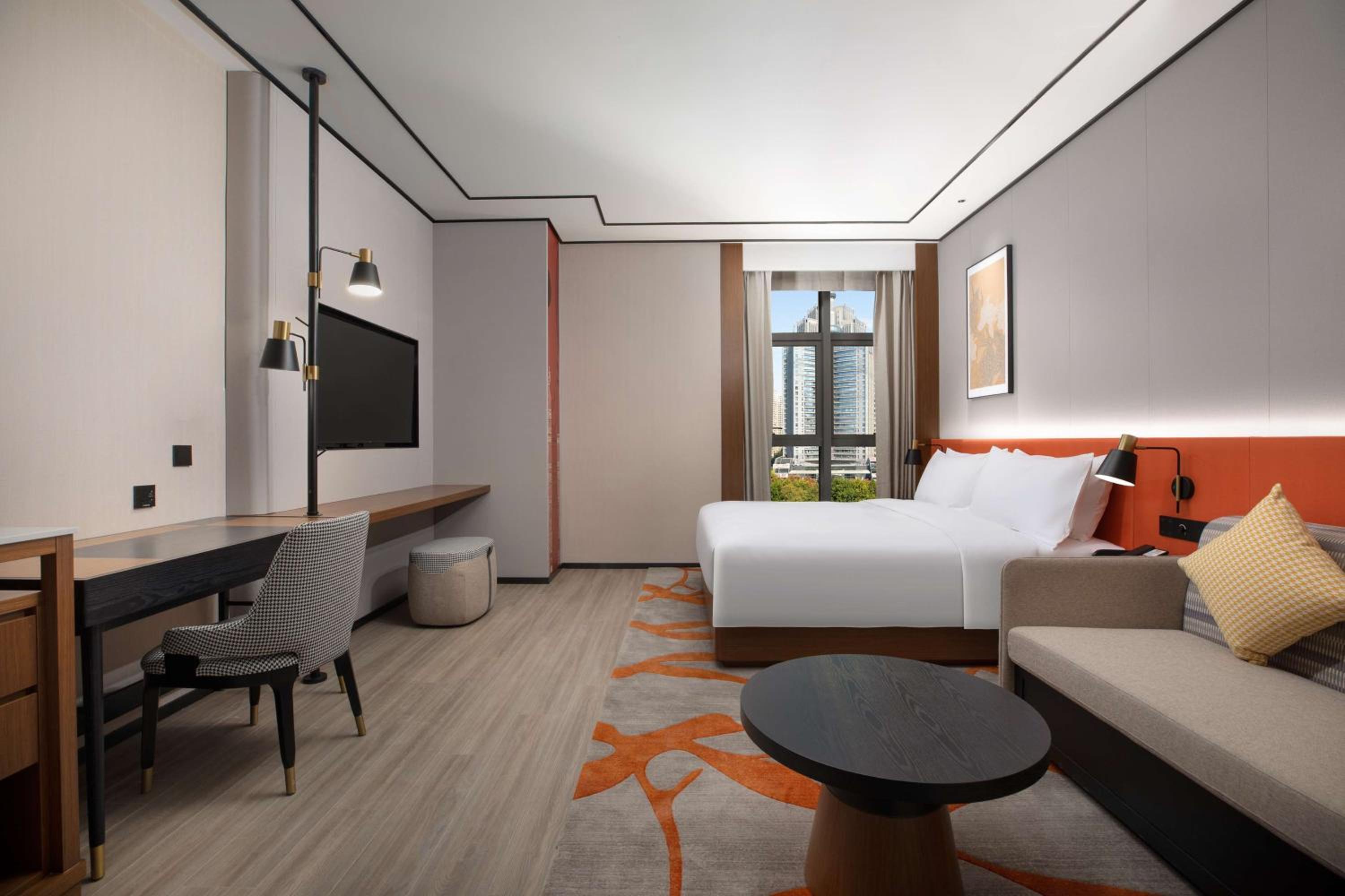 One-Bedroom King Suite with Sofa Bed photo 1