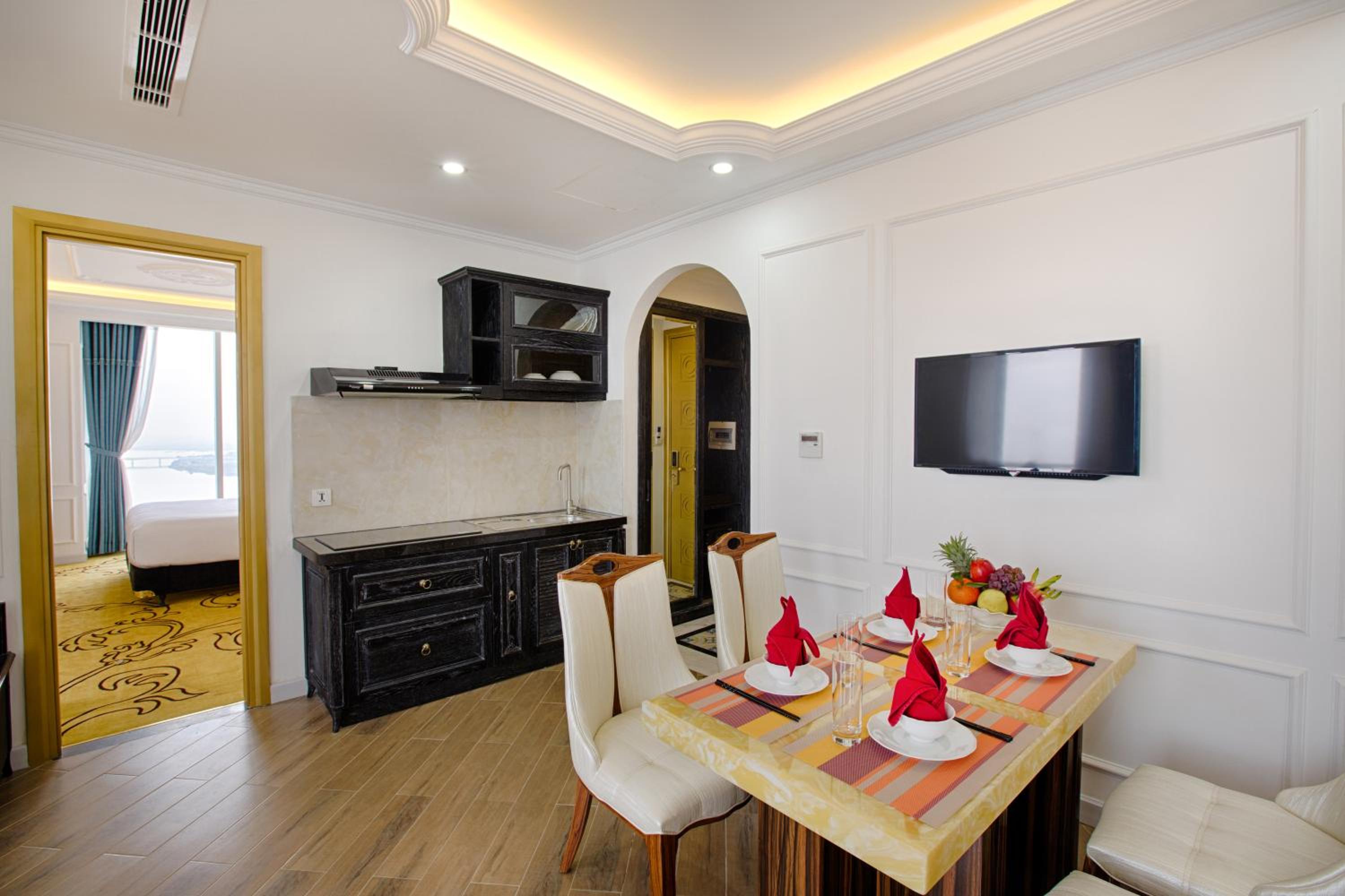 Apartment with Sea View photo 2