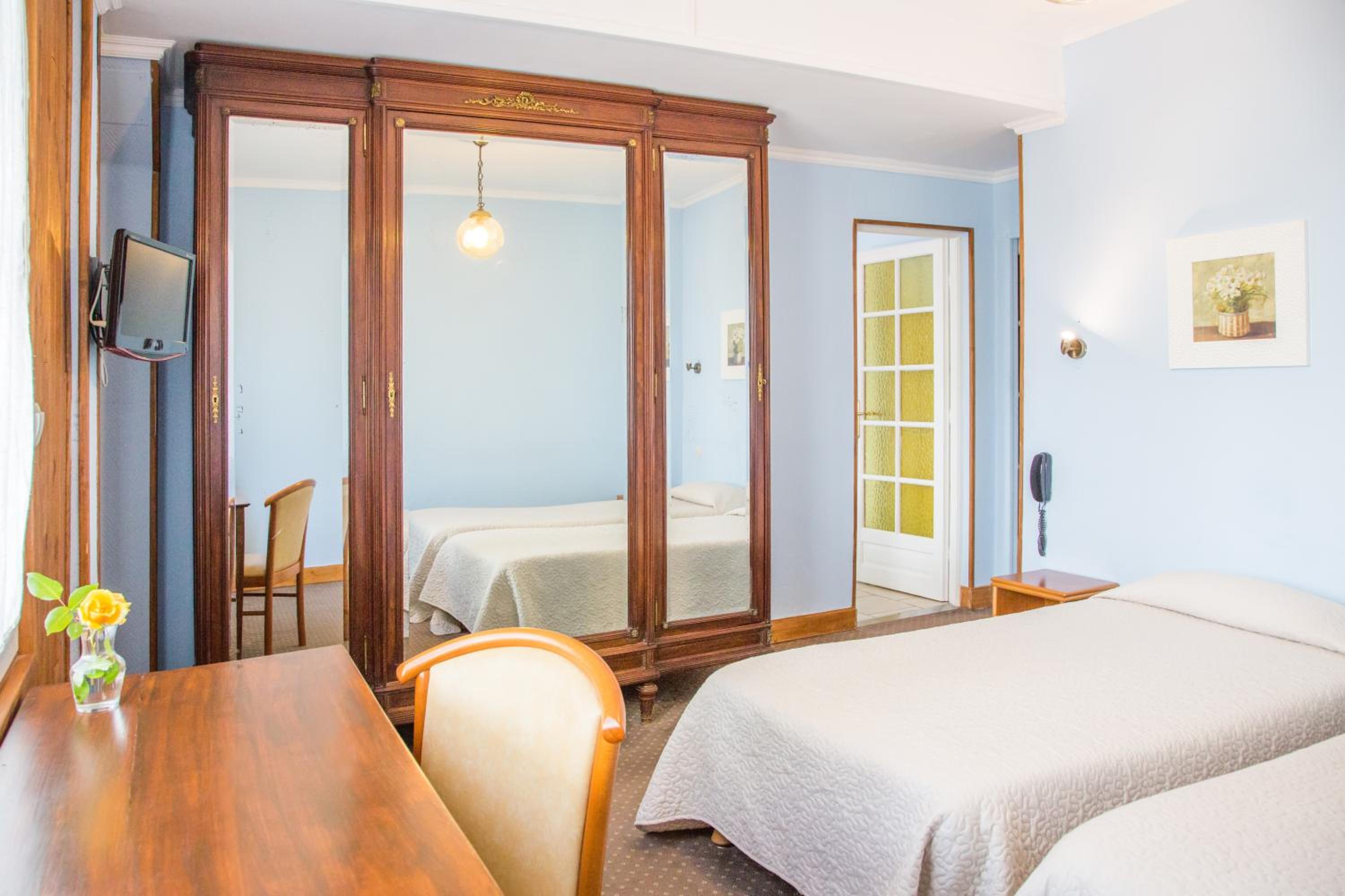 Triple Room - Photo 2