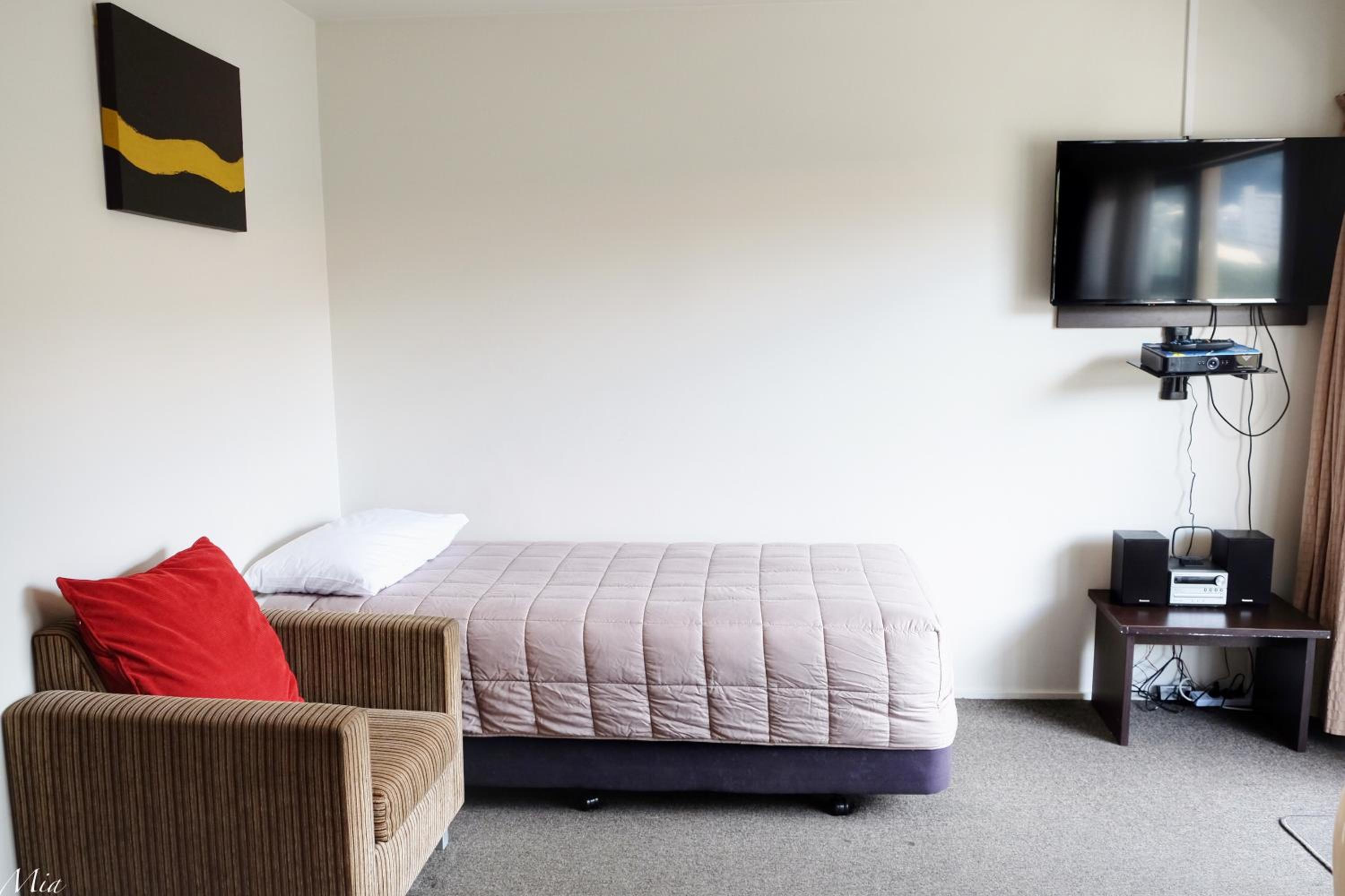 One-Bedroom Suite photo 3