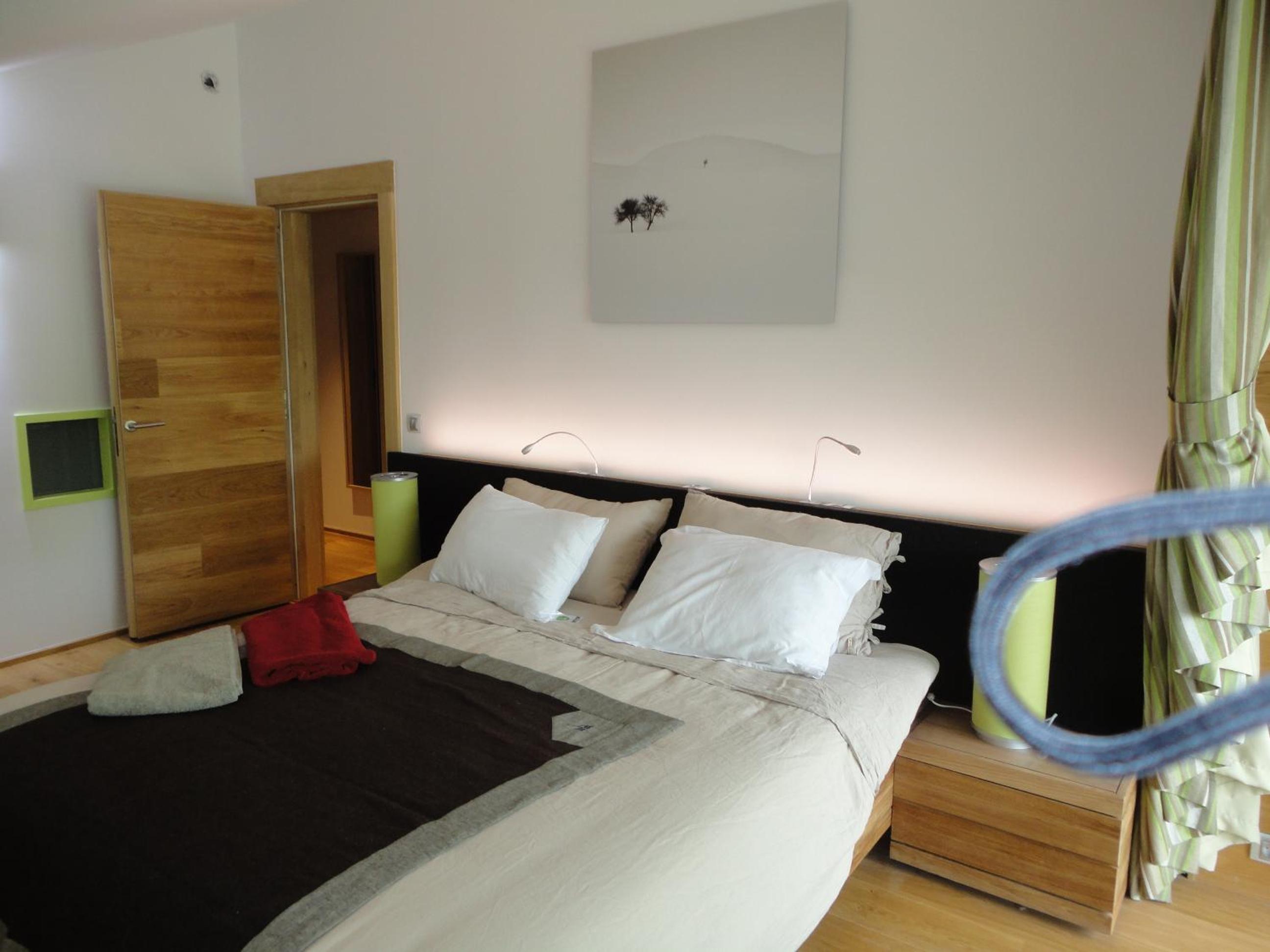 Family Room (2 Adults + 2 Children) photo 1