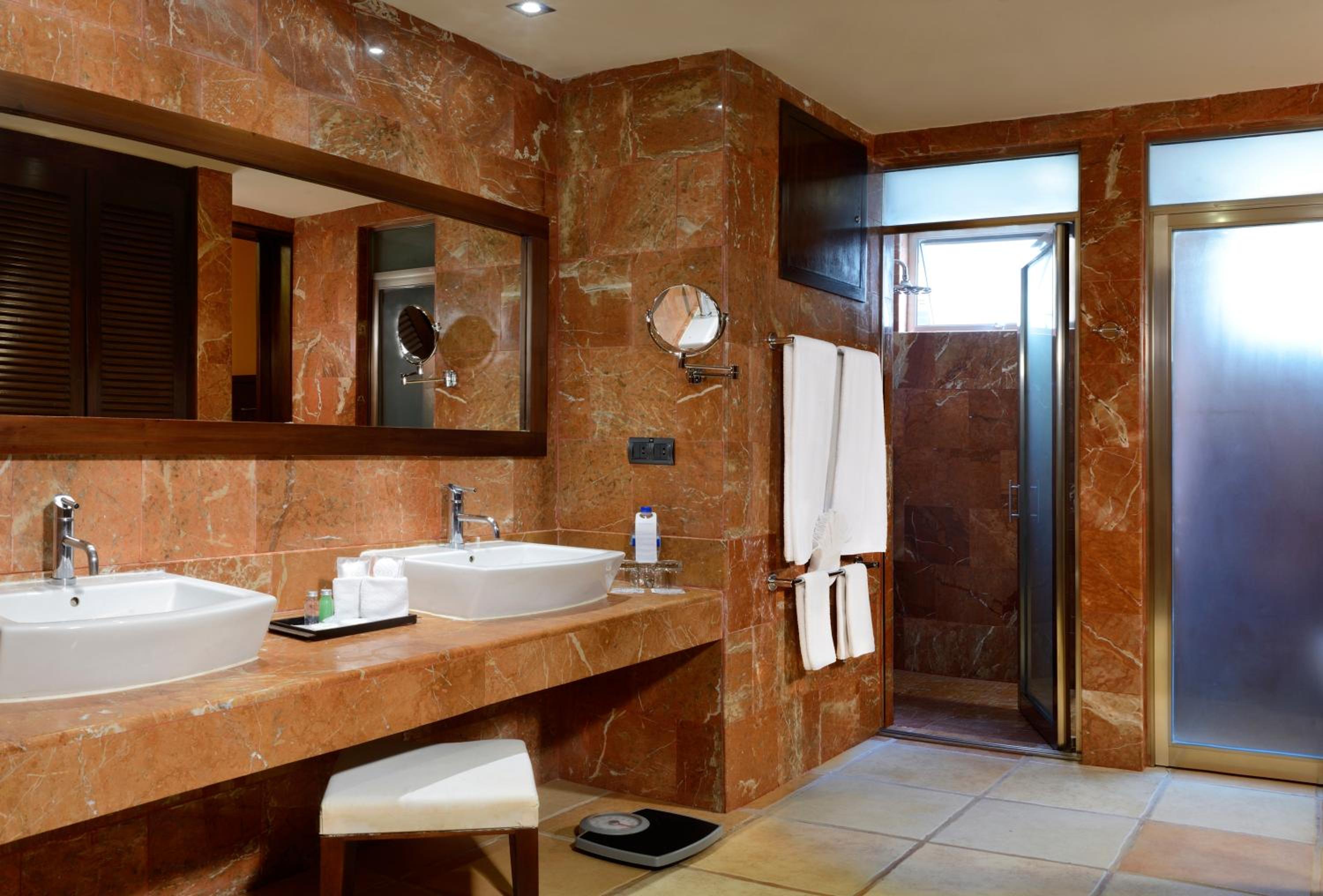Privileged Family Suite (2 Adults + 4 children) photo 2
