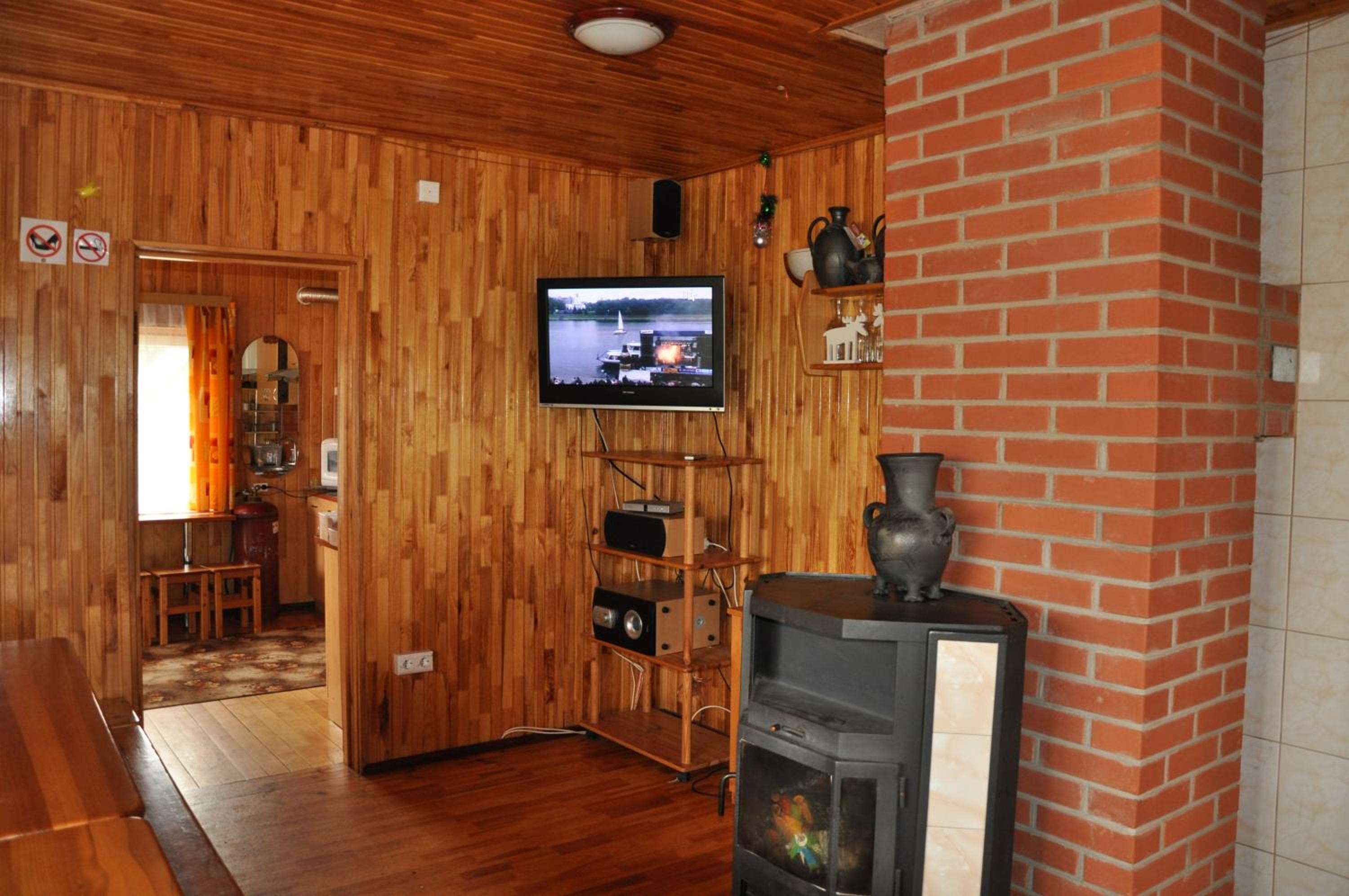 House with Sauna - Photo 7