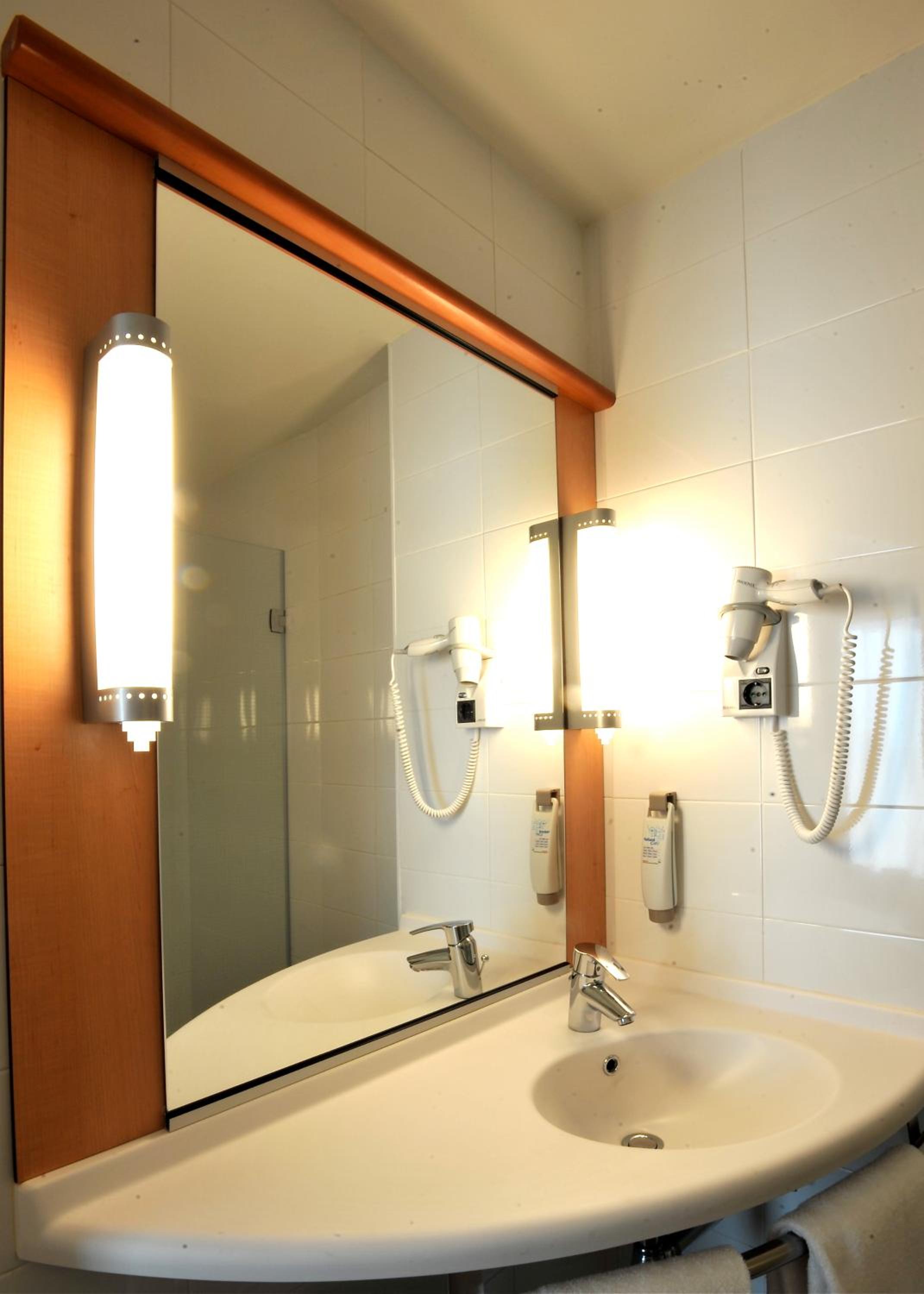 Double Room - Photo 3