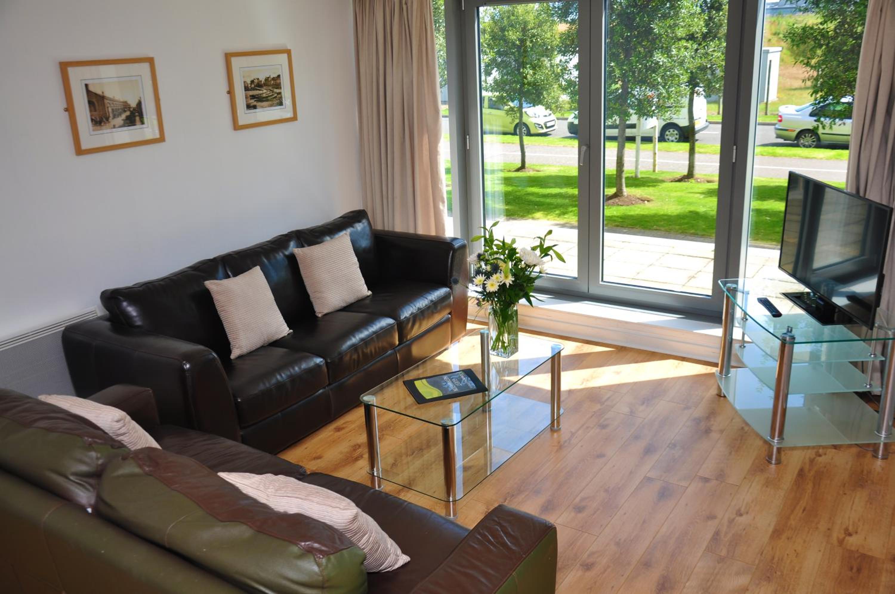 Two-Bedroom Apartment (4 People)