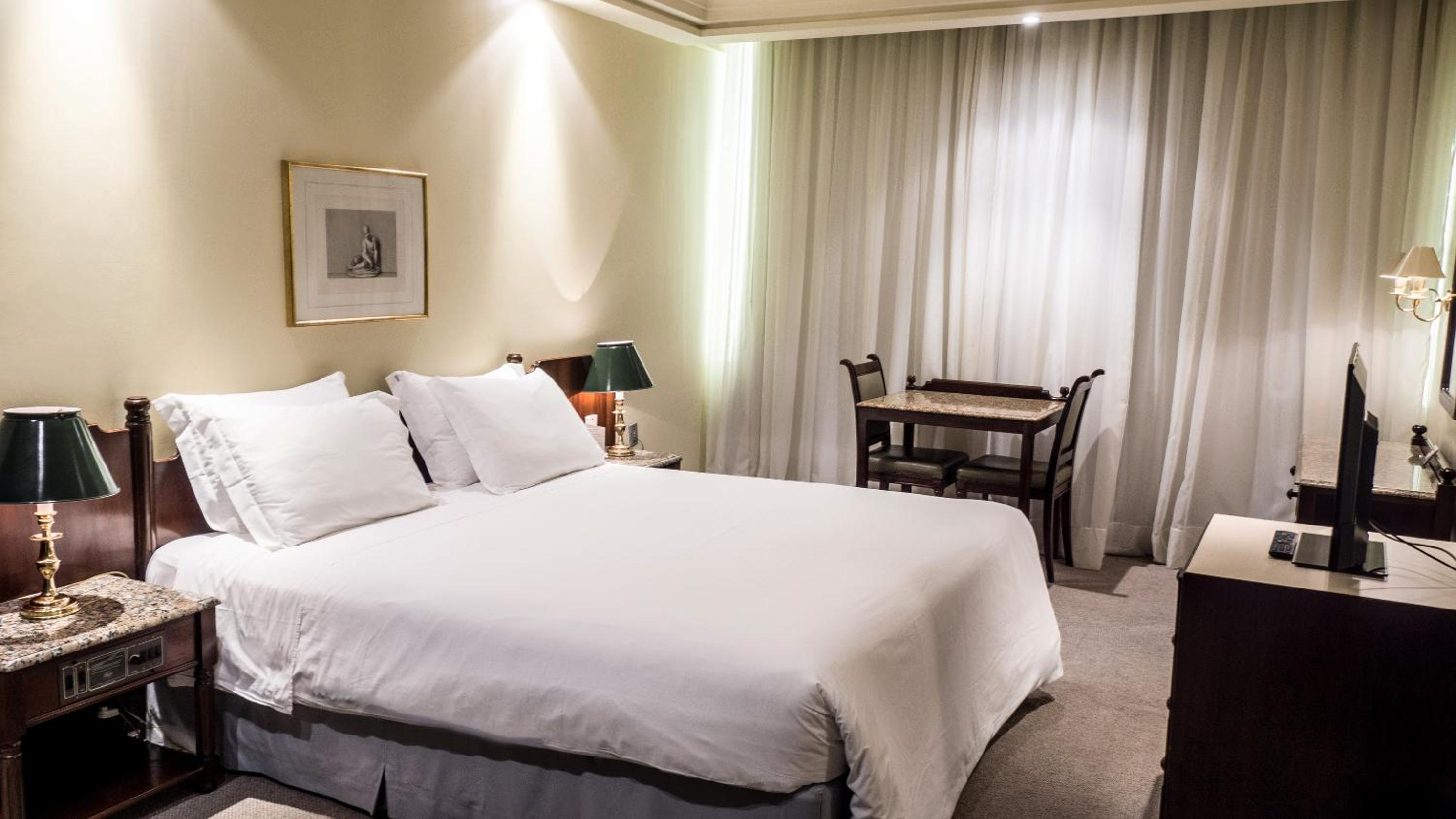 Standard Double Room with Double Bed - Photo 6