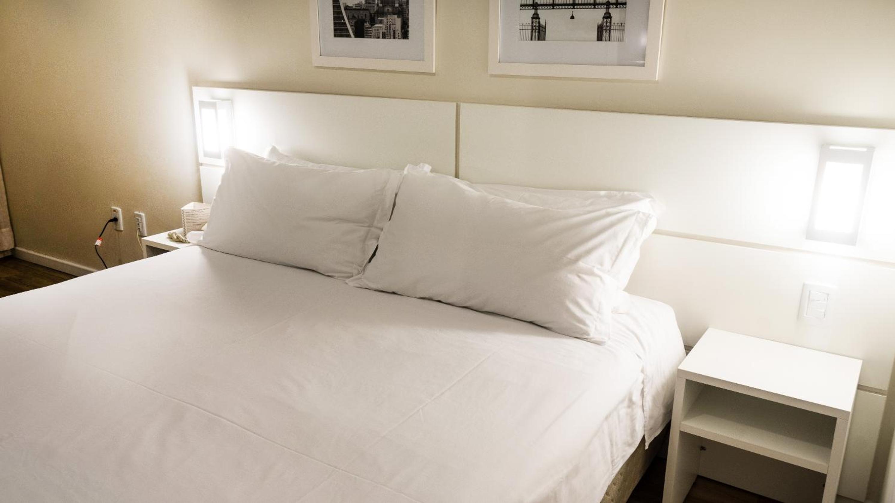 Standard Double Room with Double Bed - Photo 2