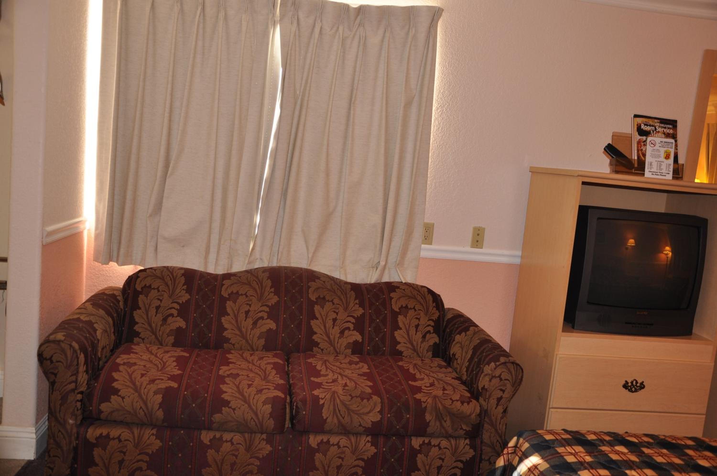 King Room - Non-Smoking photo 3