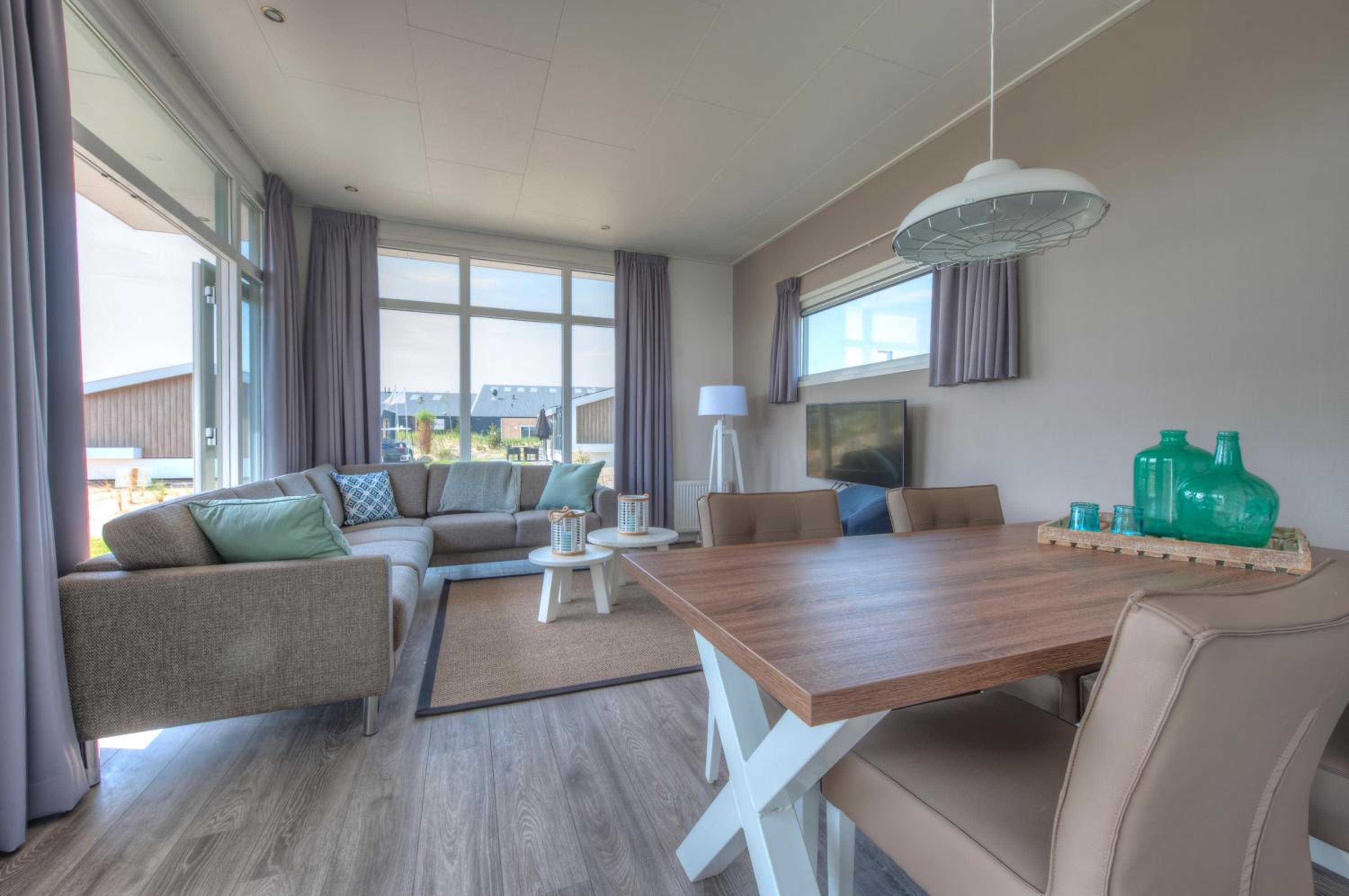 Two Bedroom Chalet - Pavilion 4