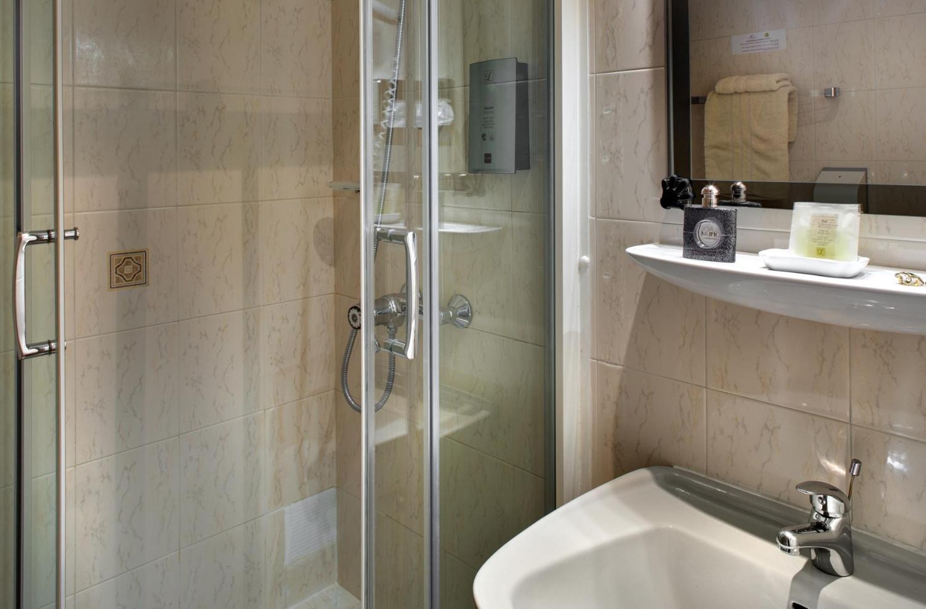 Comfort Double Room - Photo 2