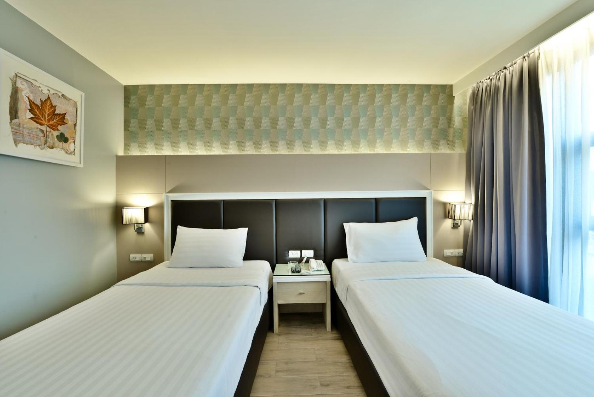 Deluxe Twin Room photo 3