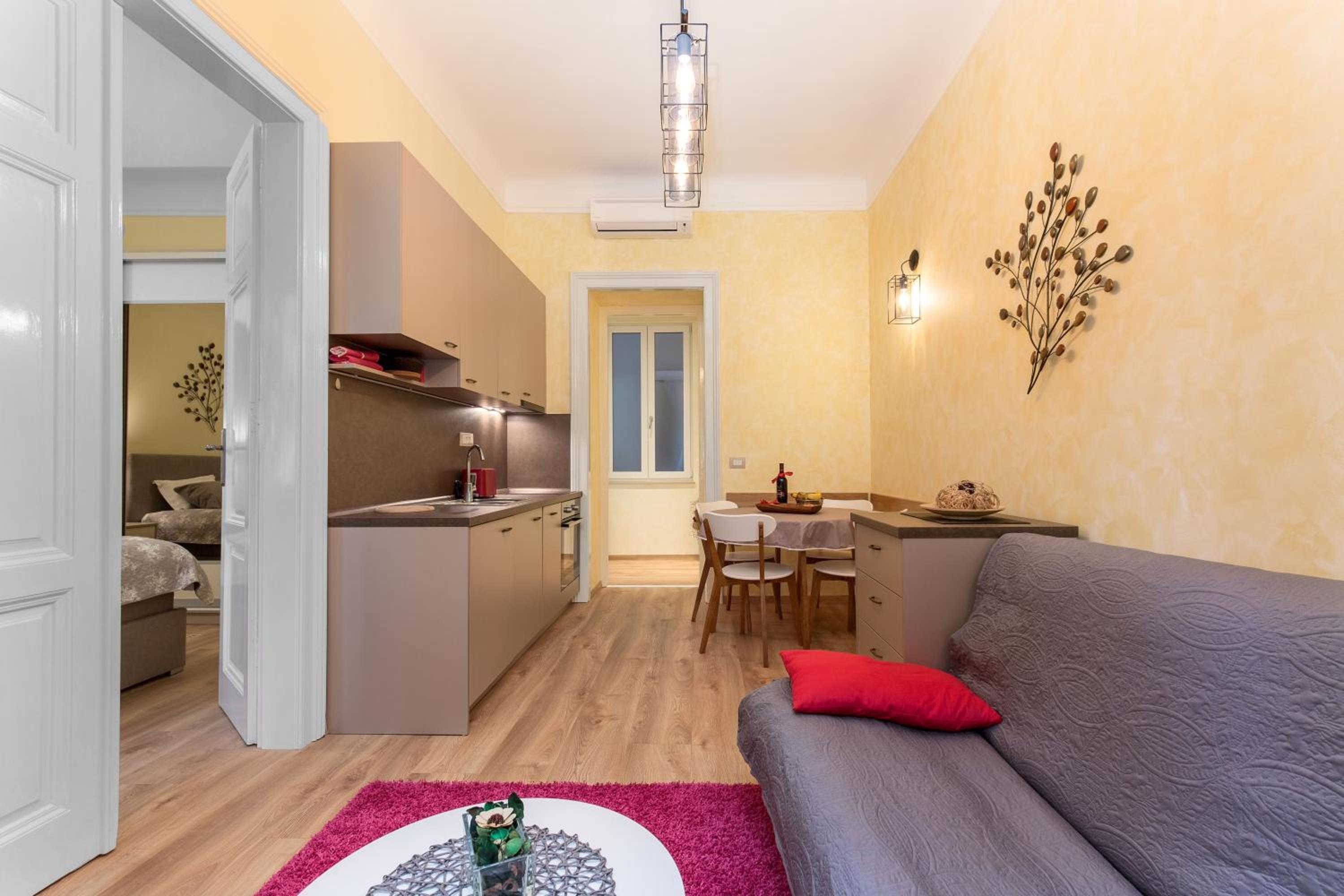One-Bedroom Apartment - Photo 10
