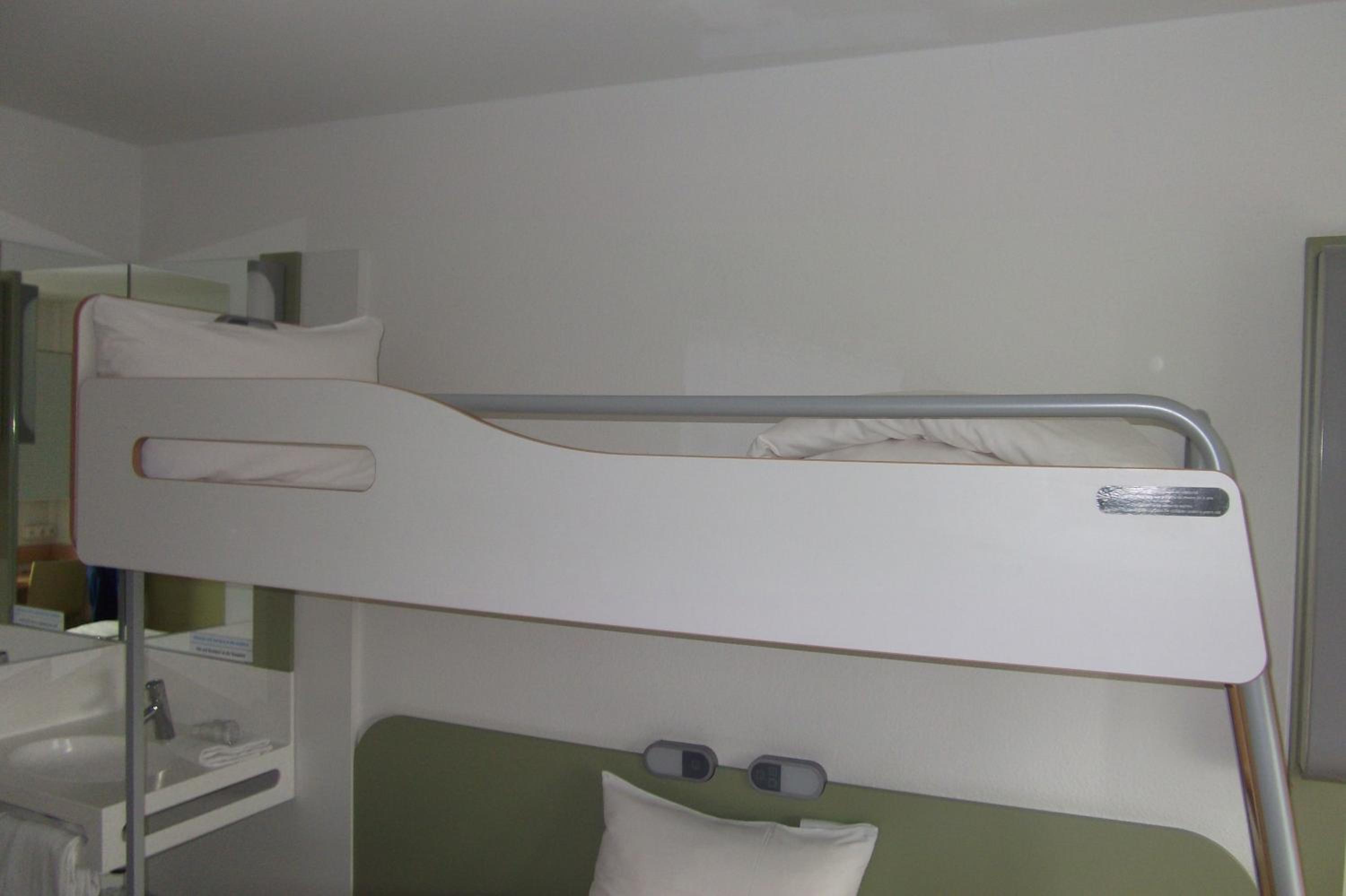 Standard Double or Twin Room - Photo 2
