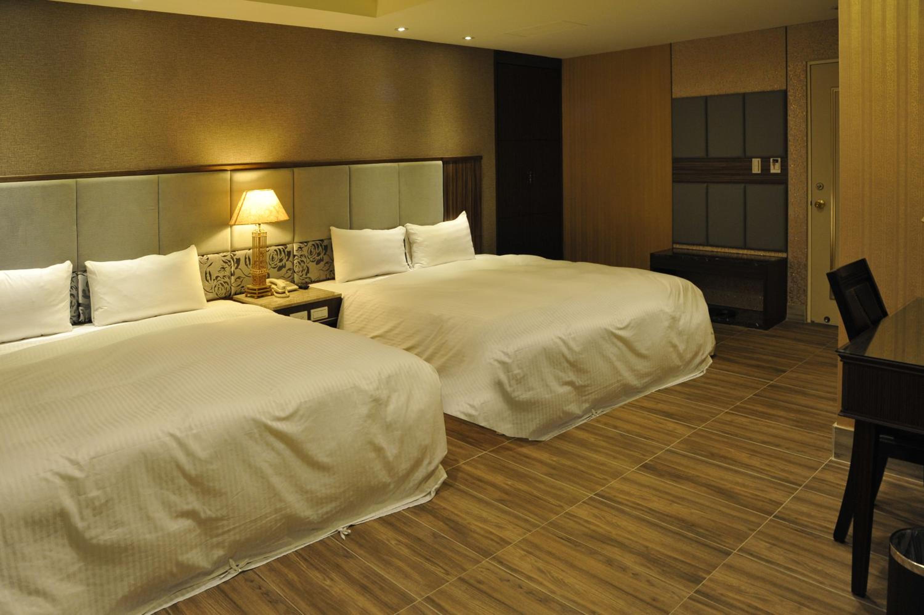 Deluxe Quadruple Room