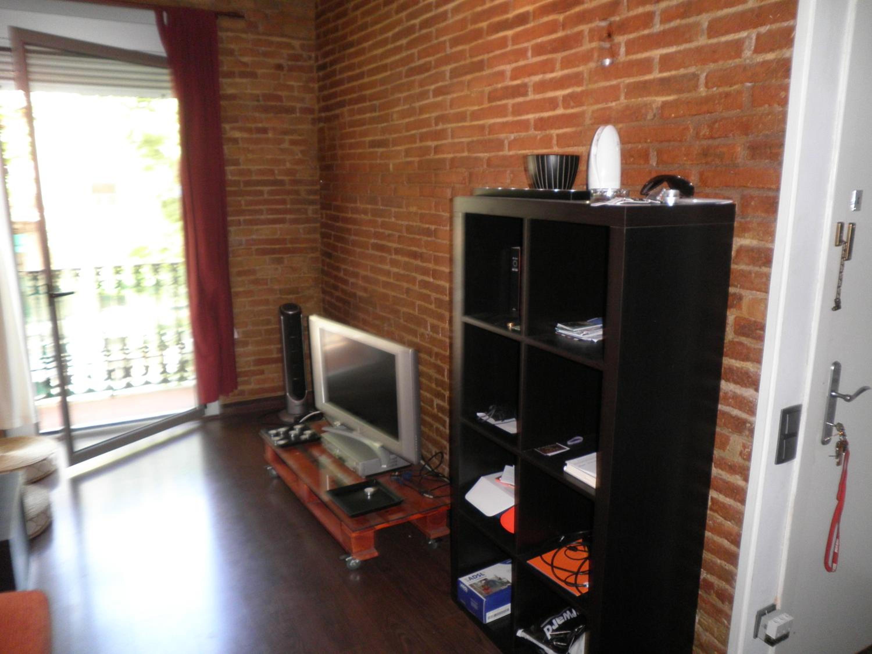 Apartment photo 2