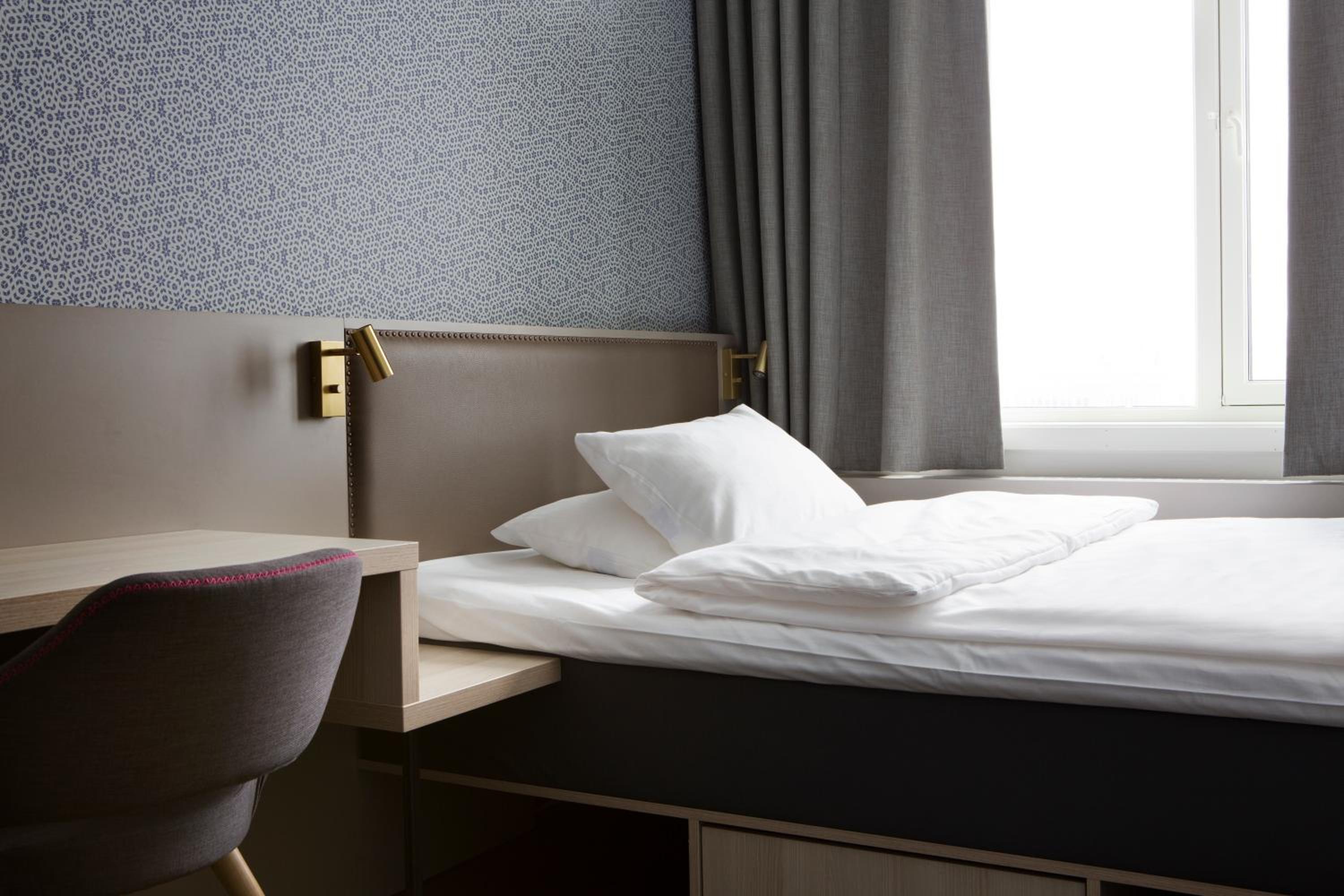 Available room