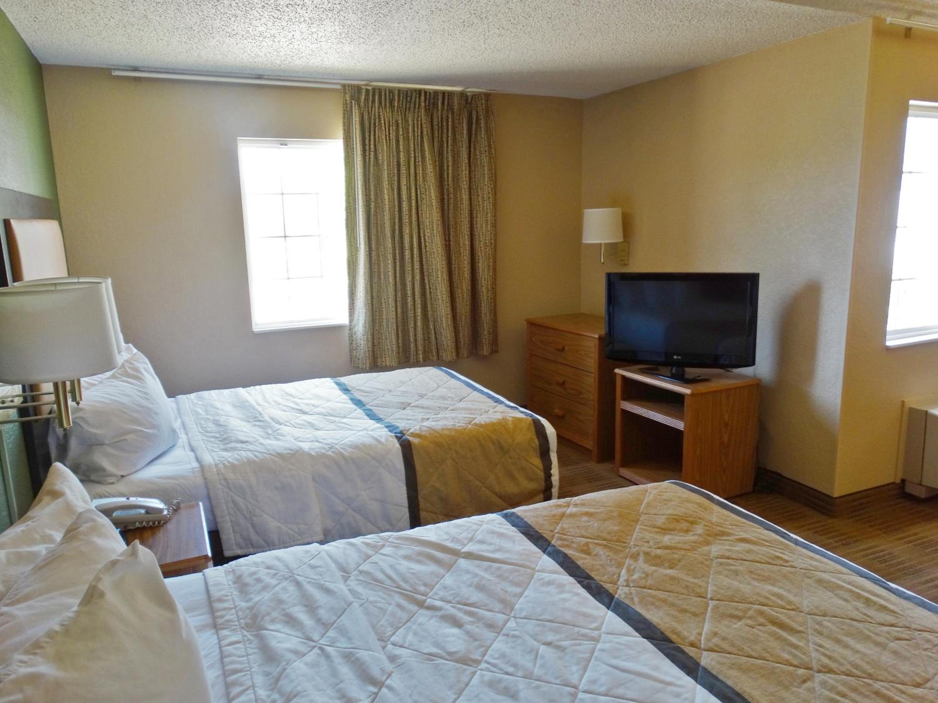 Deluxe Studio with 2 Double Beds - Non-Smoking - Photo 6