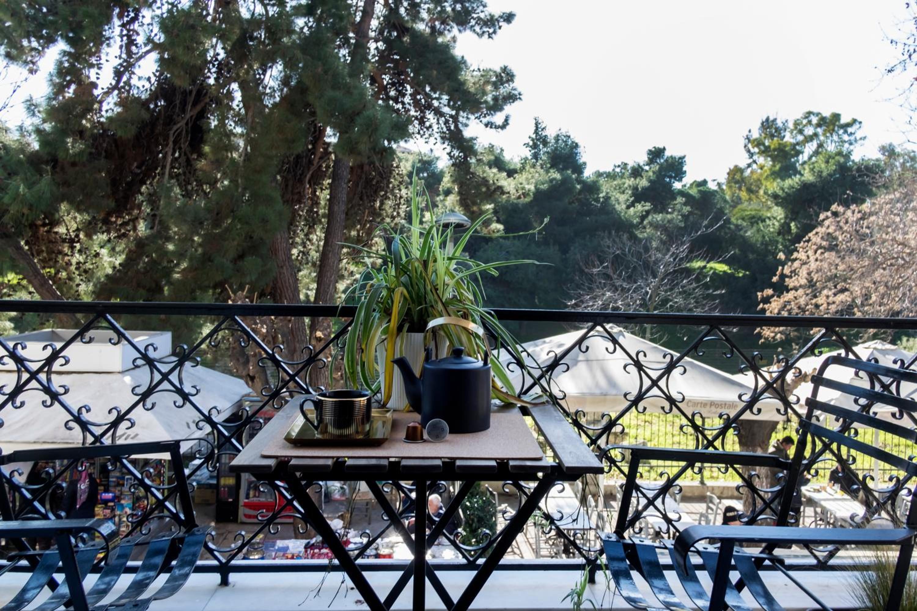 Two-Bedroom Apartment with Balcony photo 2
