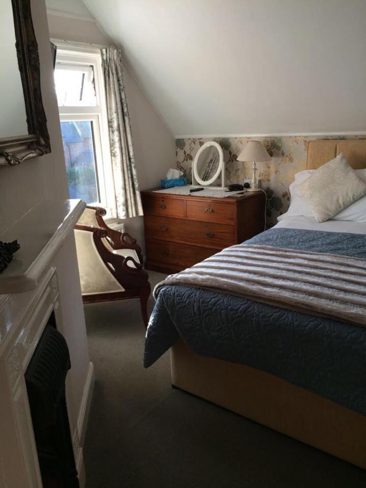Double Room with Shower photo 3