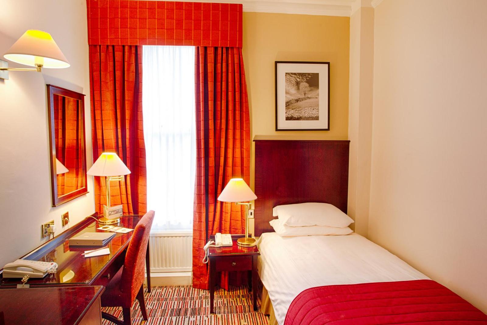 Single Room photo 1