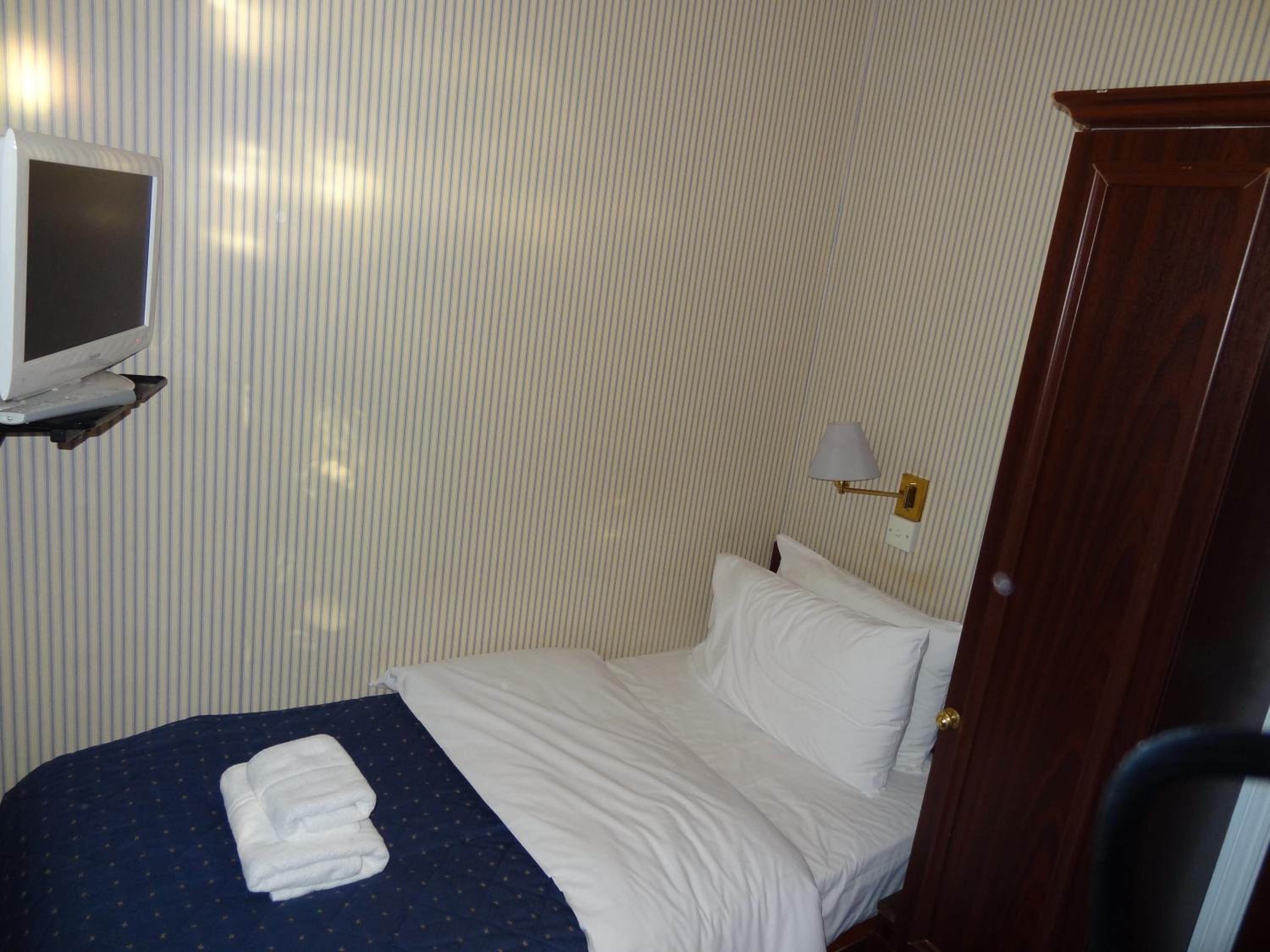 Single Room photo 3