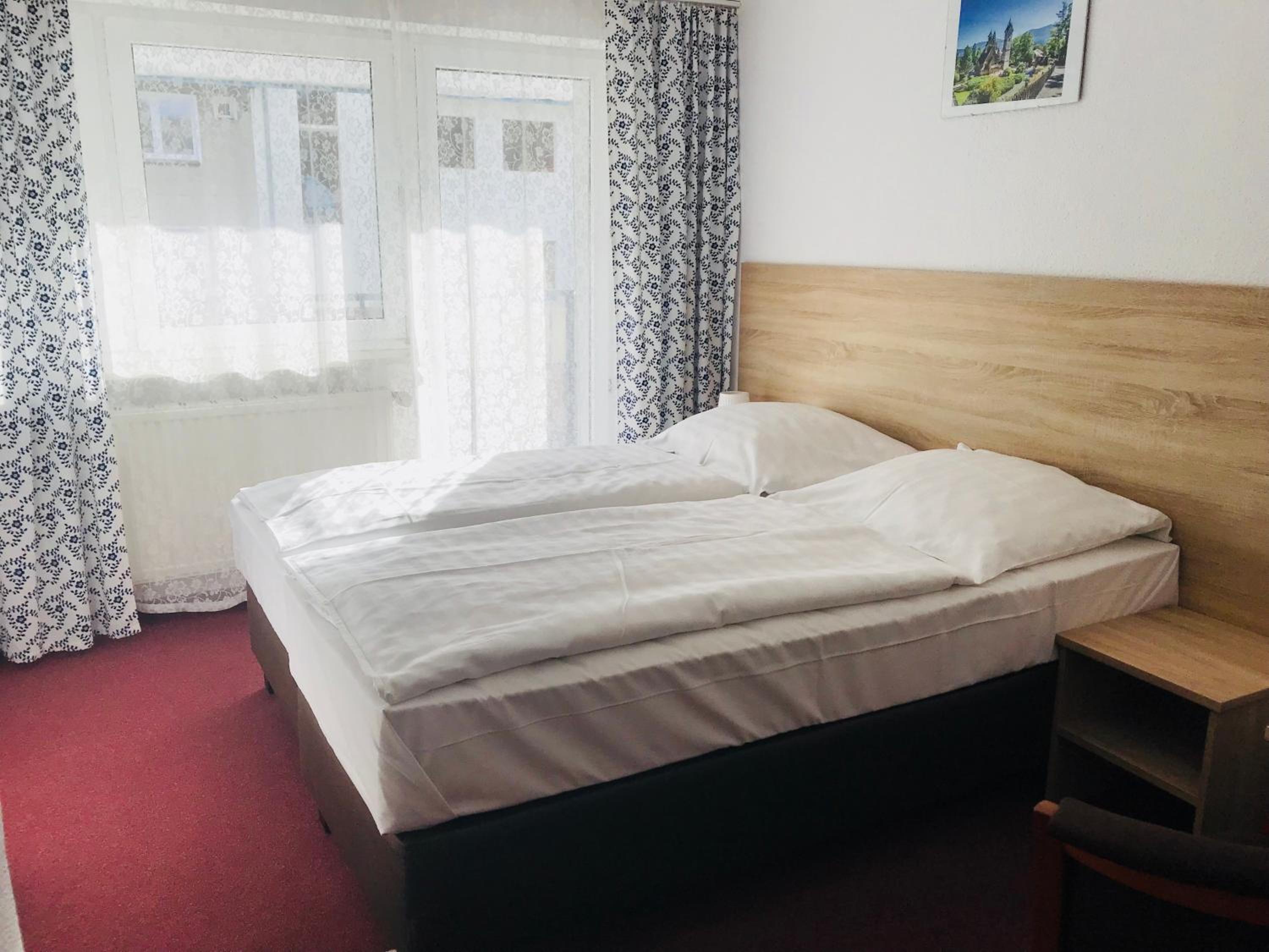 Double Room with Private Bathroom photo 1