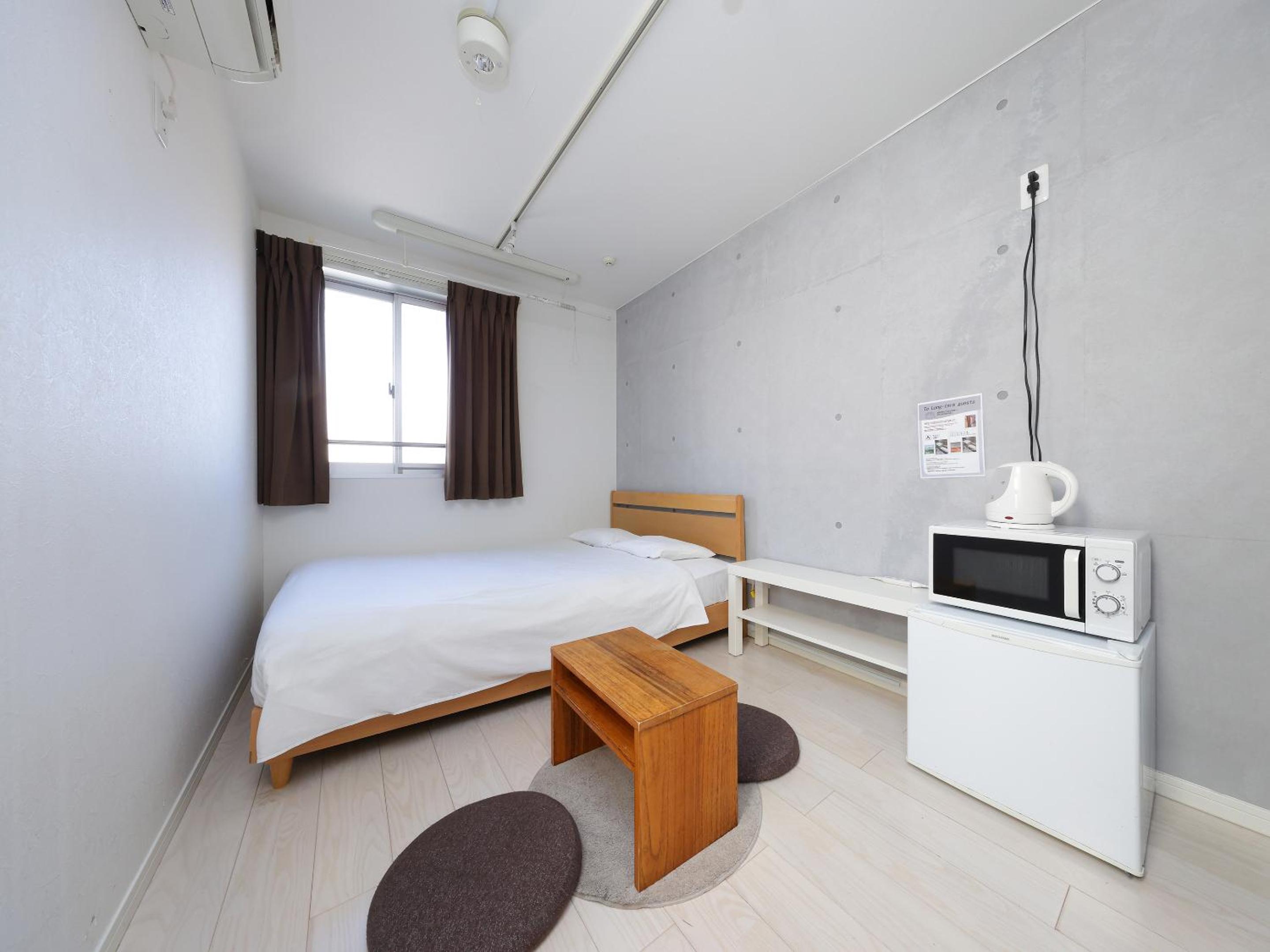 One-Bedroom Apartment photo 3