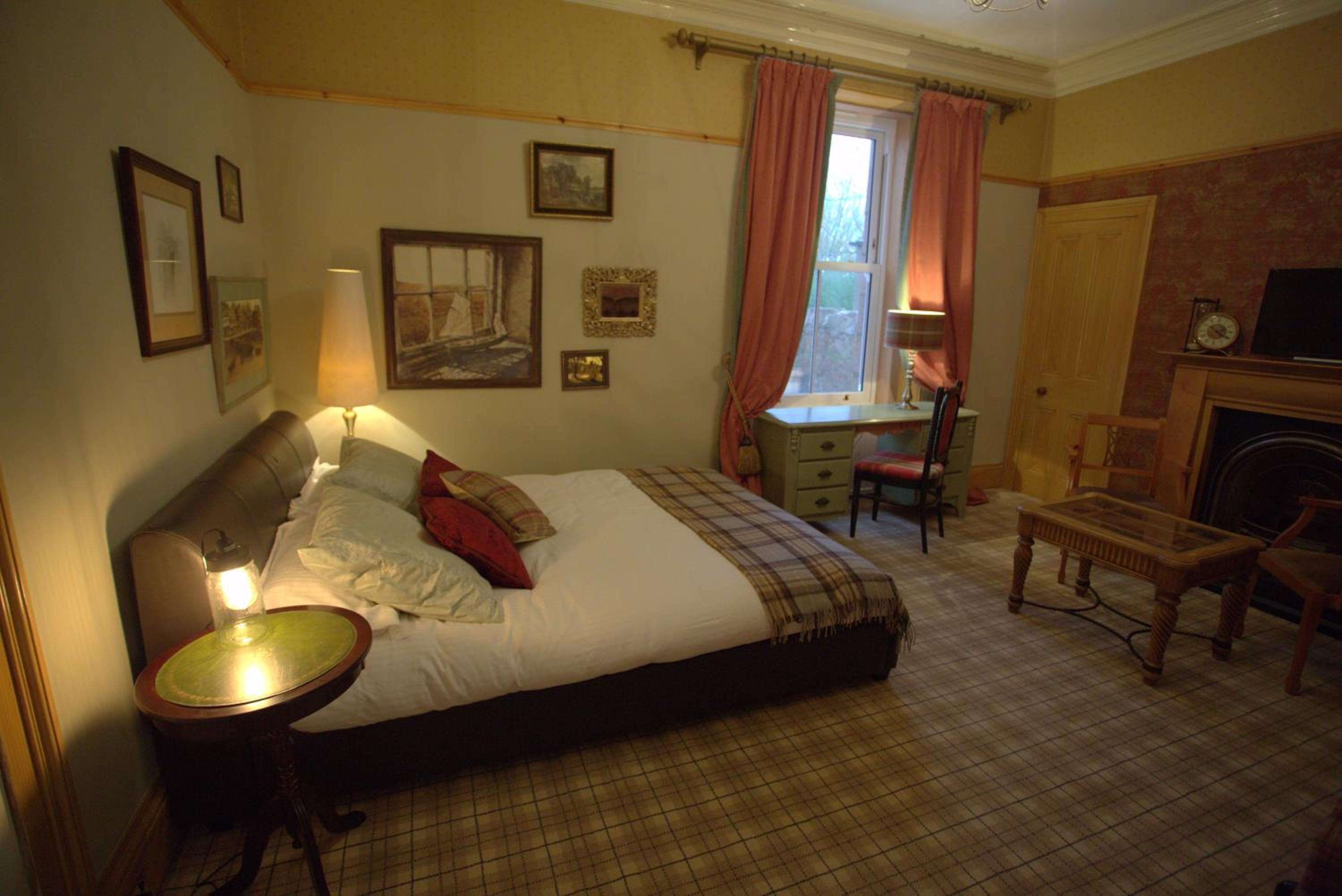 Deluxe Double Room with Shower photo 2