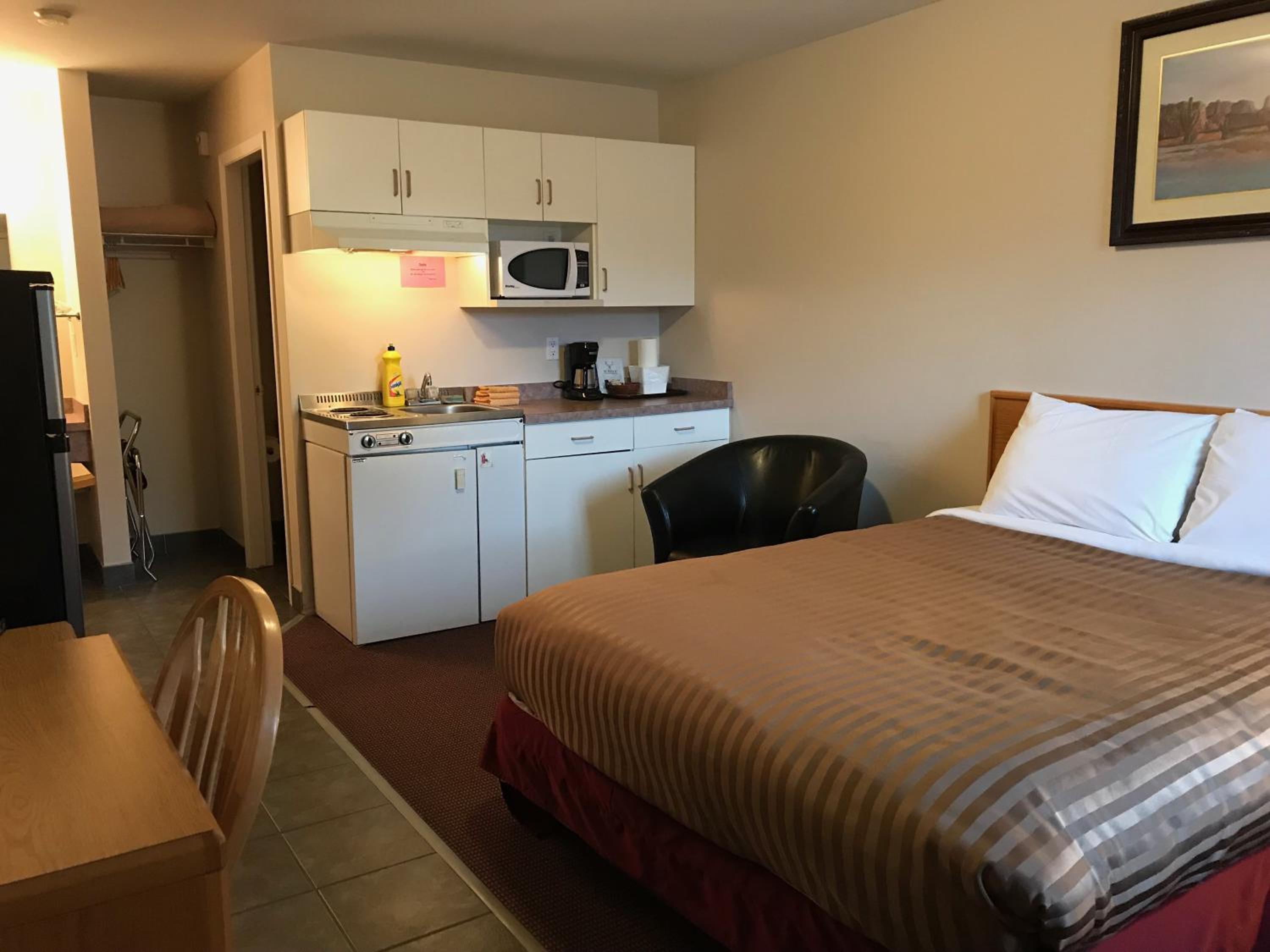 Queen Room