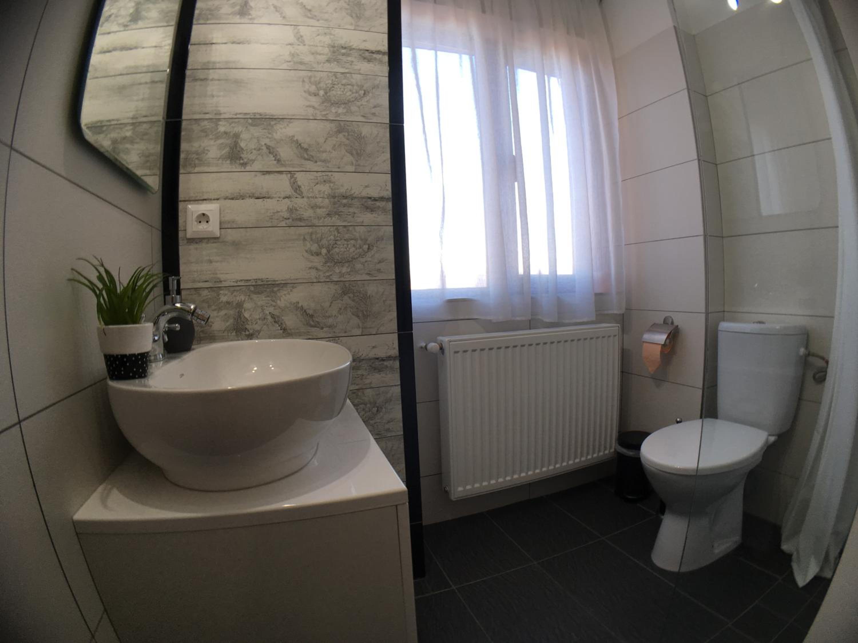 Deluxe Apartment - Photo 7