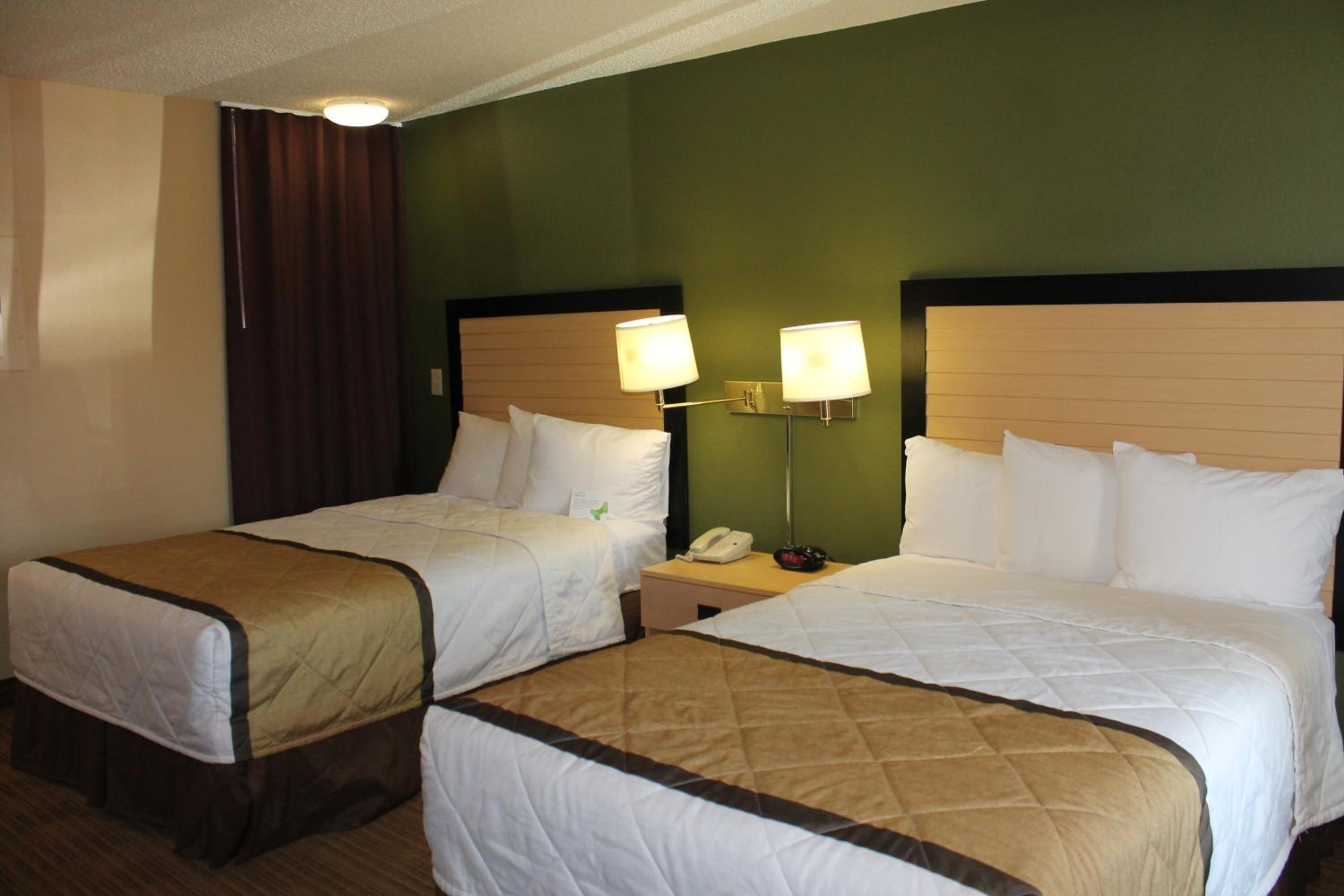 Studio with 2 Double Beds - Non-Smoking - Photo 2