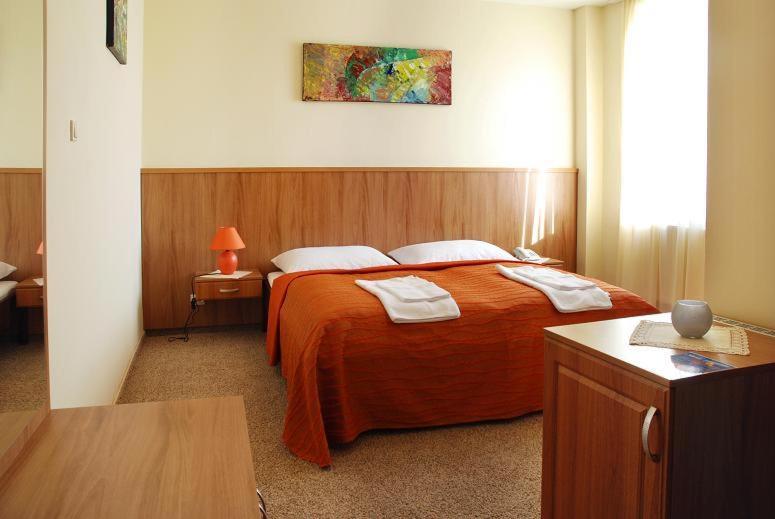 Standard Double Room - Photo 1