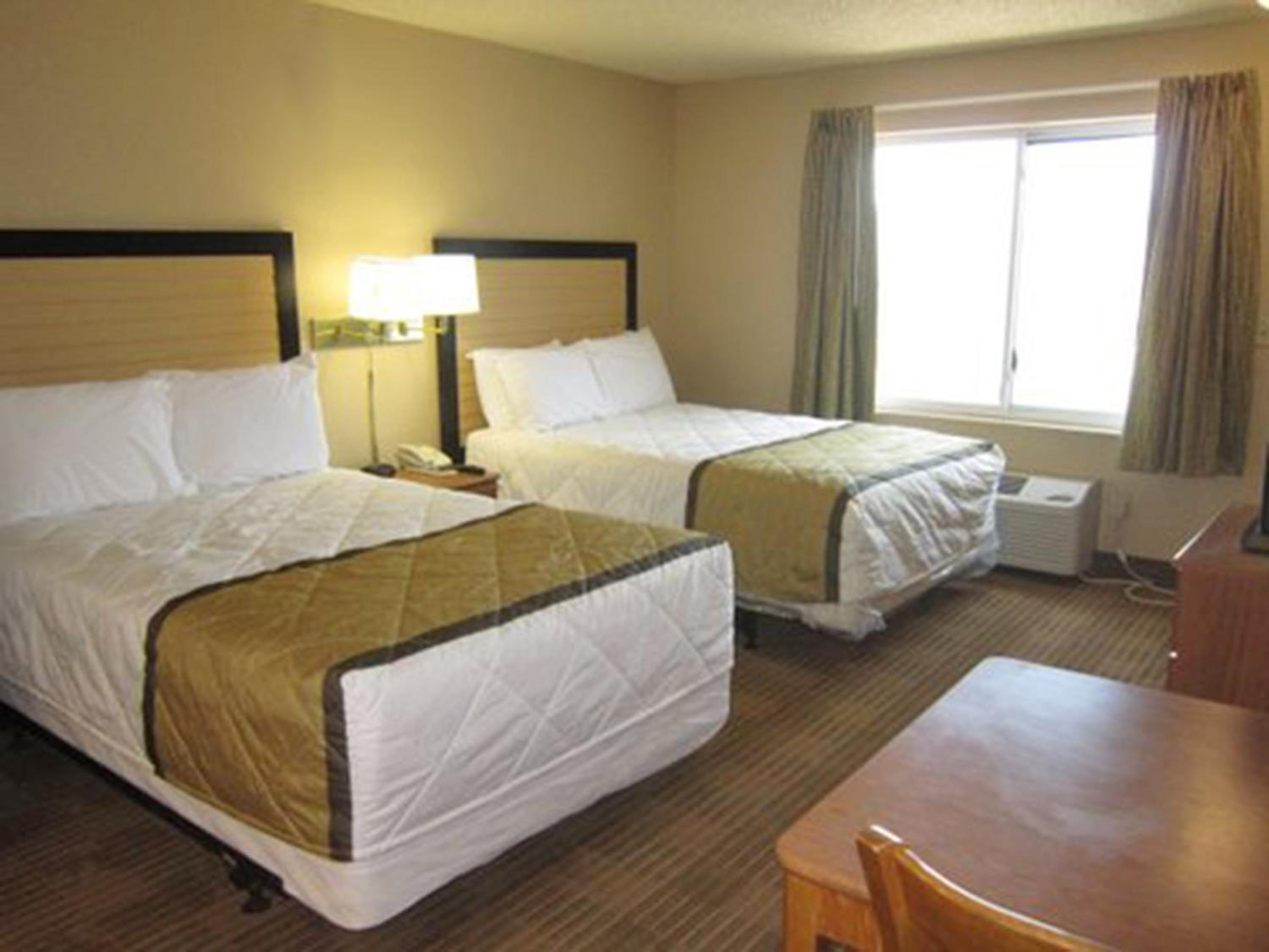 Studio with Two Double Beds - Non-Smoking - Photo 8