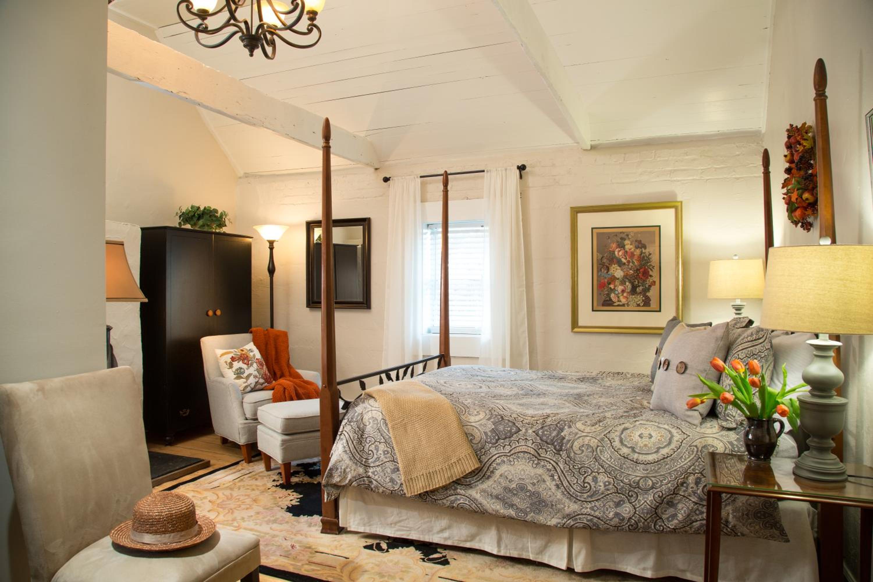 Queen Room