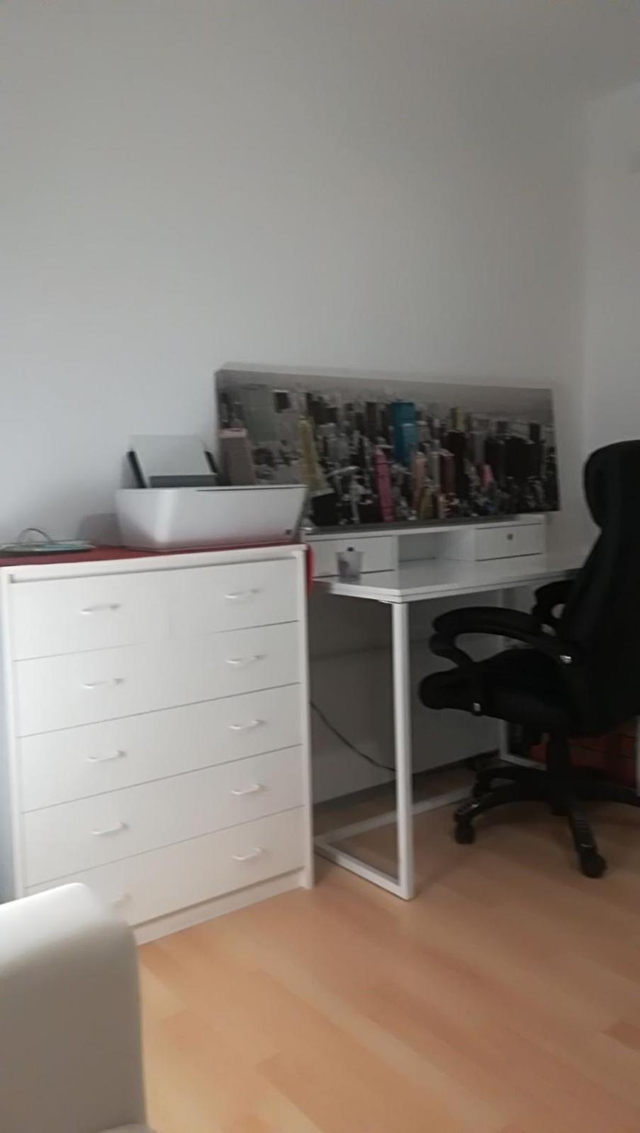 Standard Single Room with Shared Bathroom photo 2