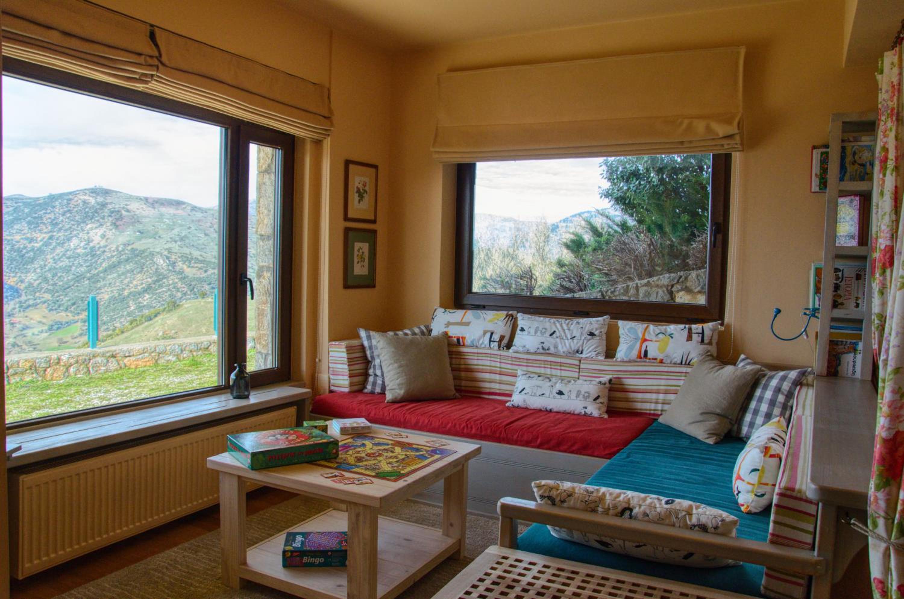 Three-Bedroom House Erato photo 2
