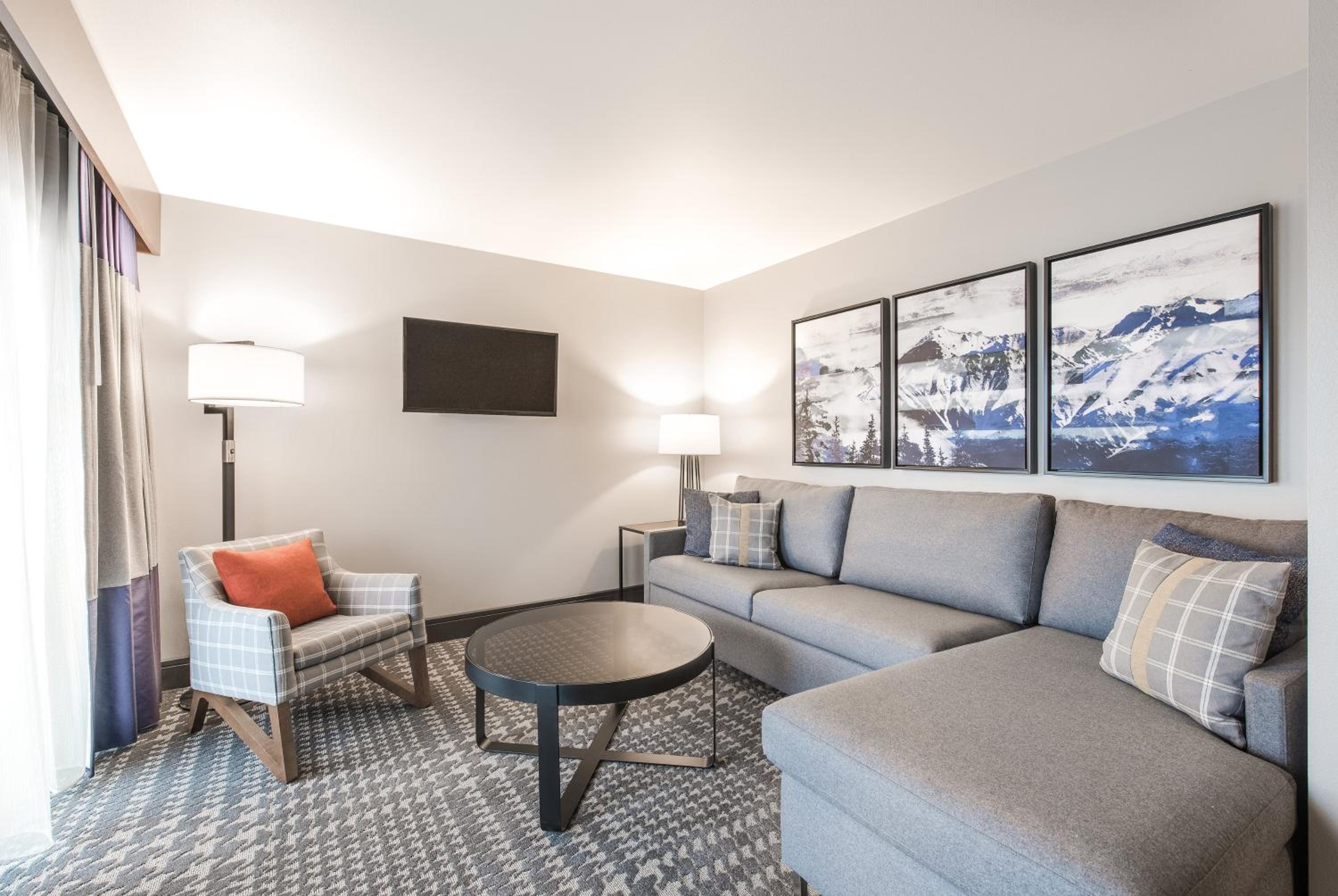 Deluxe Junior Suite photo 1