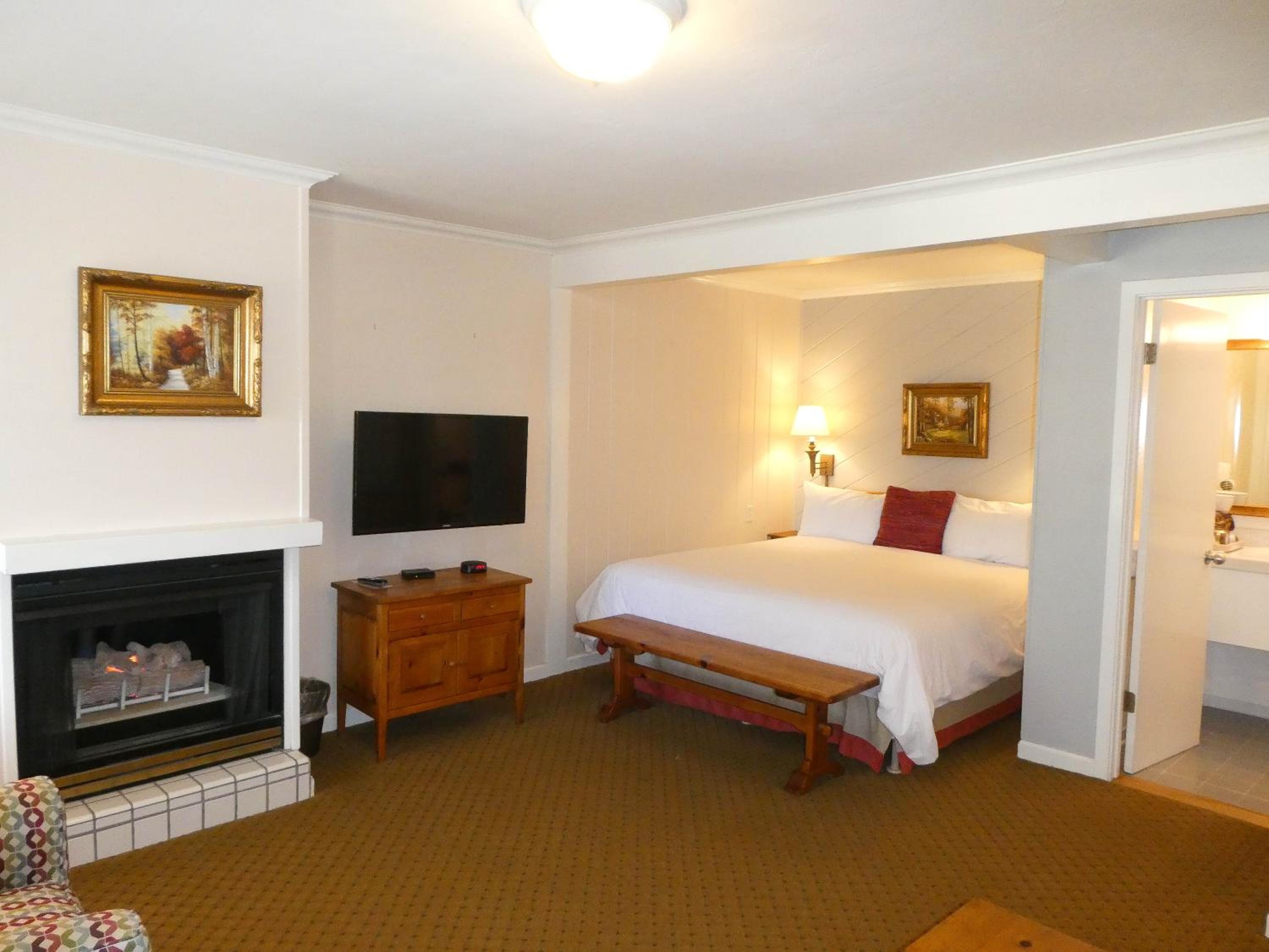 Eton Room with Parking photo 1