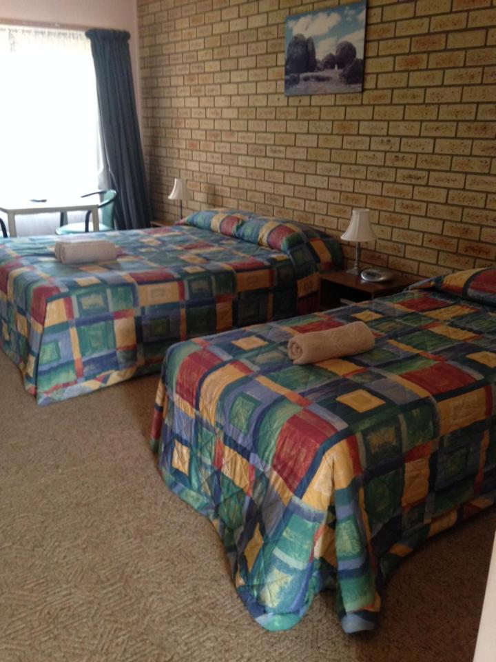 Deluxe Family Room - Photo 3