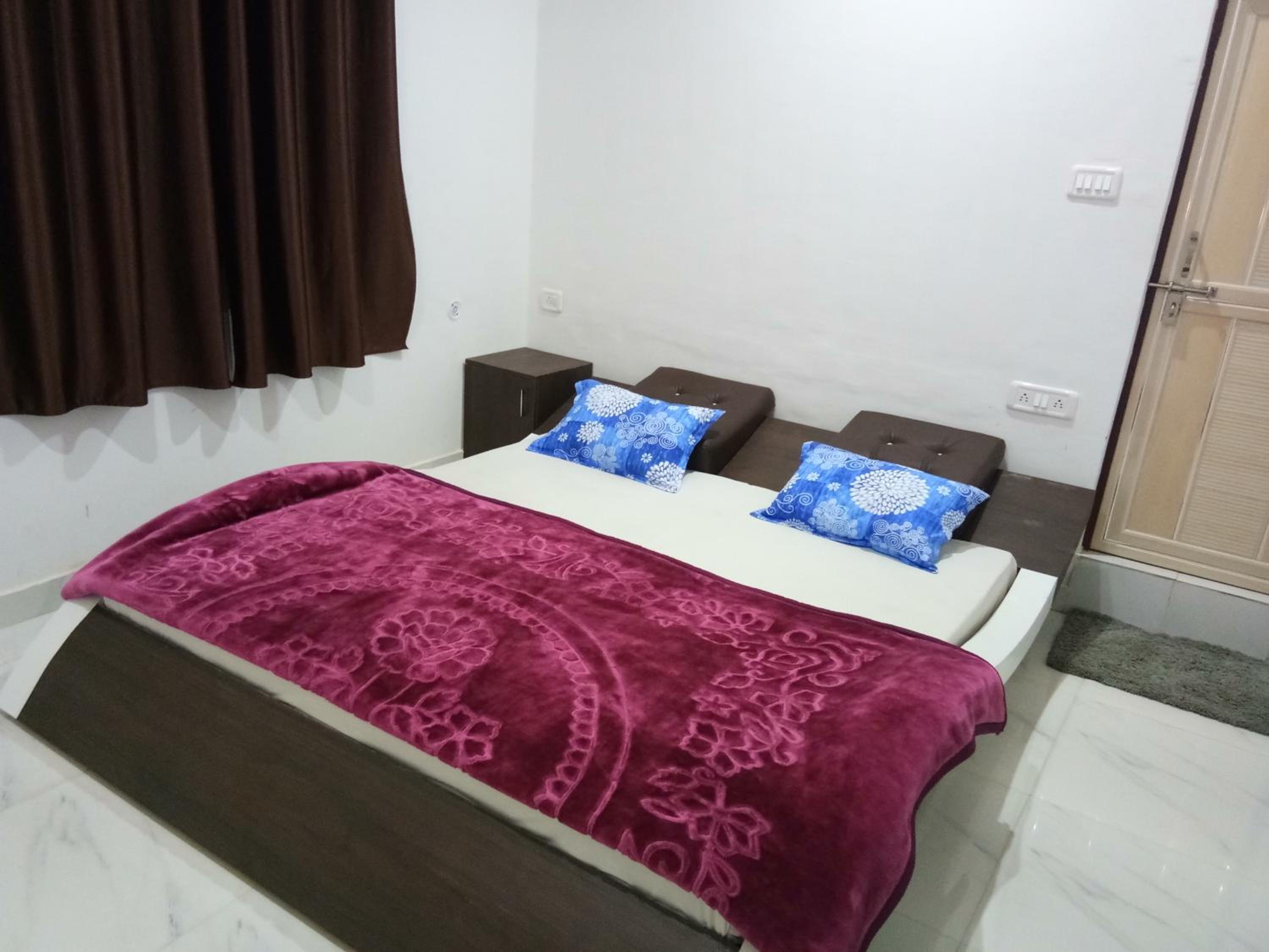 Standard Double Room photo 2