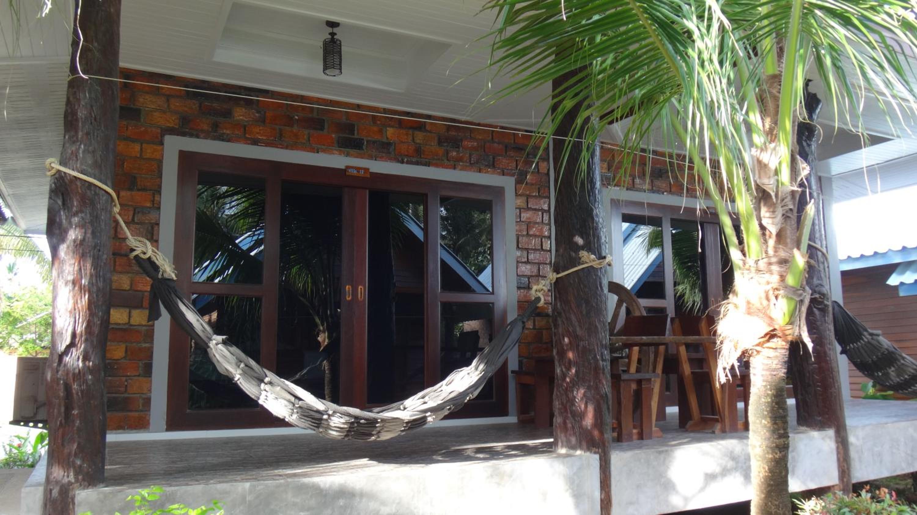 Family Bungalow - Photo 6