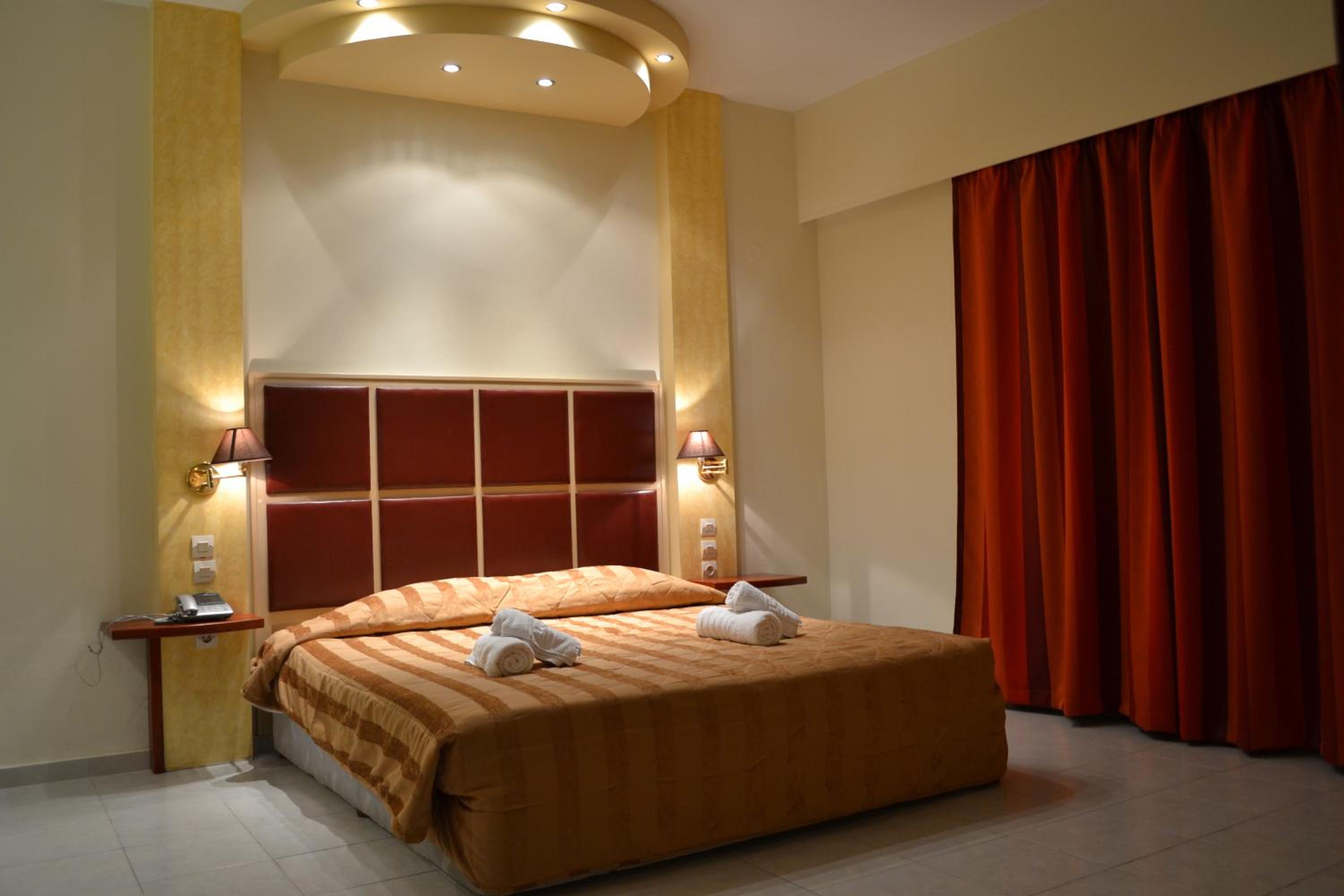 Superior Room (1-4 Adults)