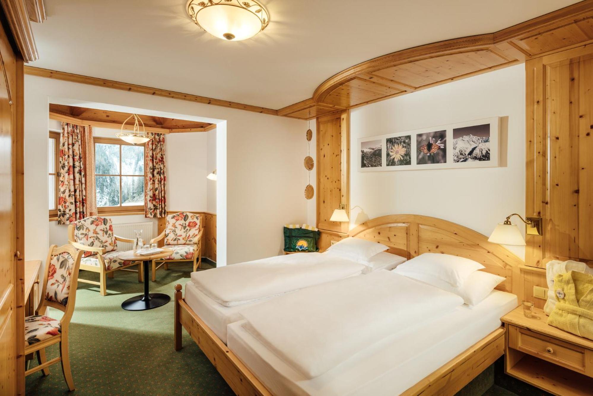 Double Room - Photo 10