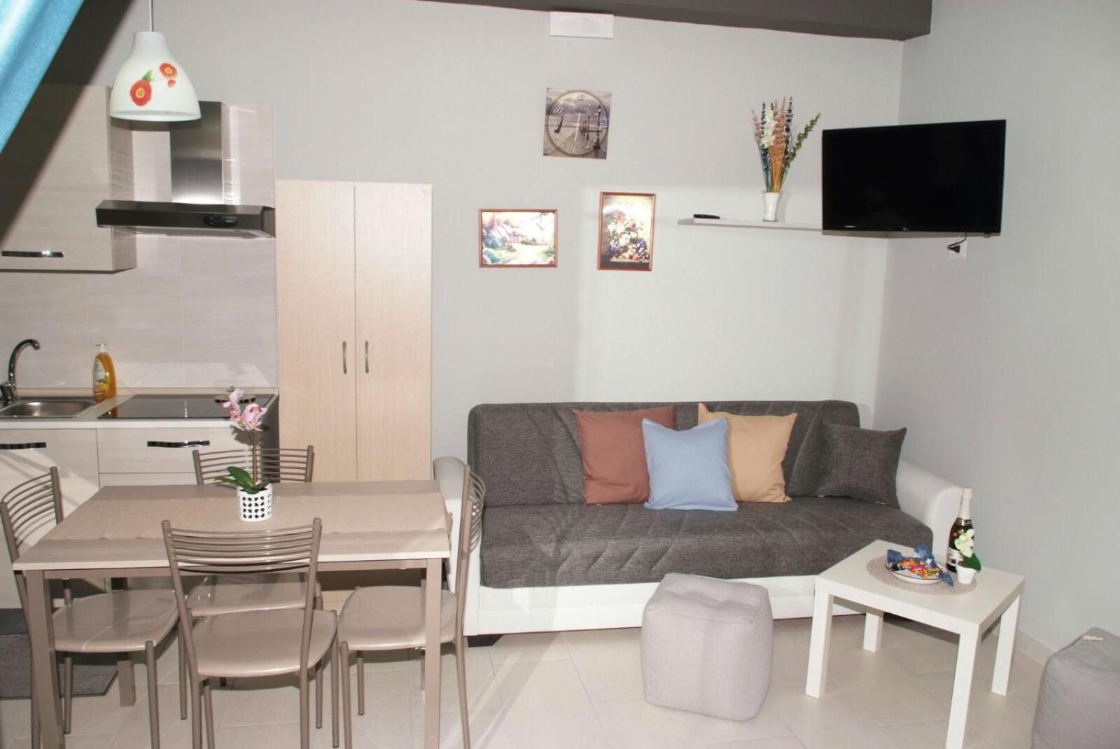 Apartment - Photo 28